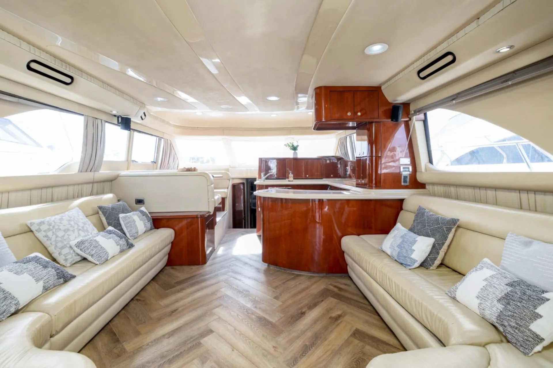 Redondo Beach - 60ft Sea Ray Flybridge Yacht!