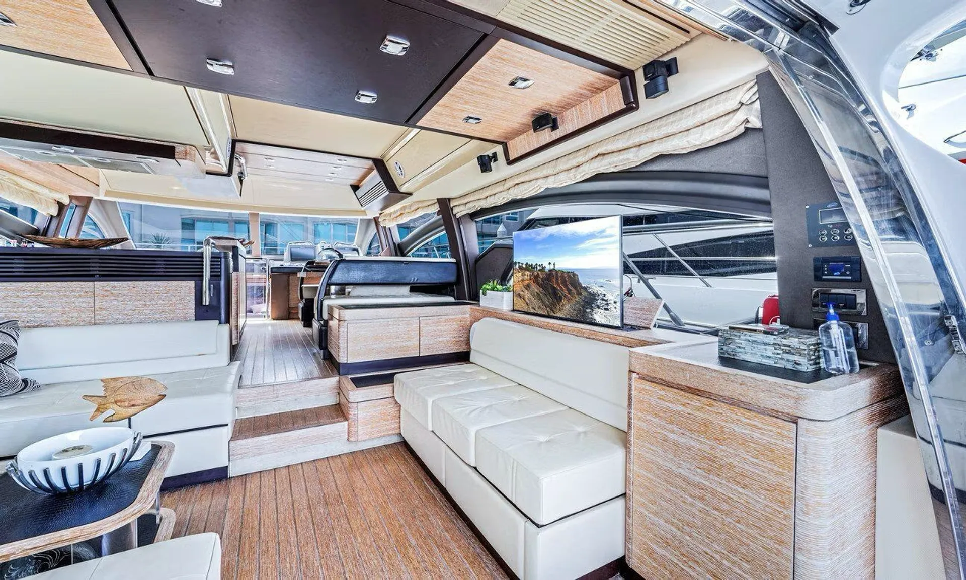 Azimut 64 Flybridge in Huntington Beach, CA — photo 7
