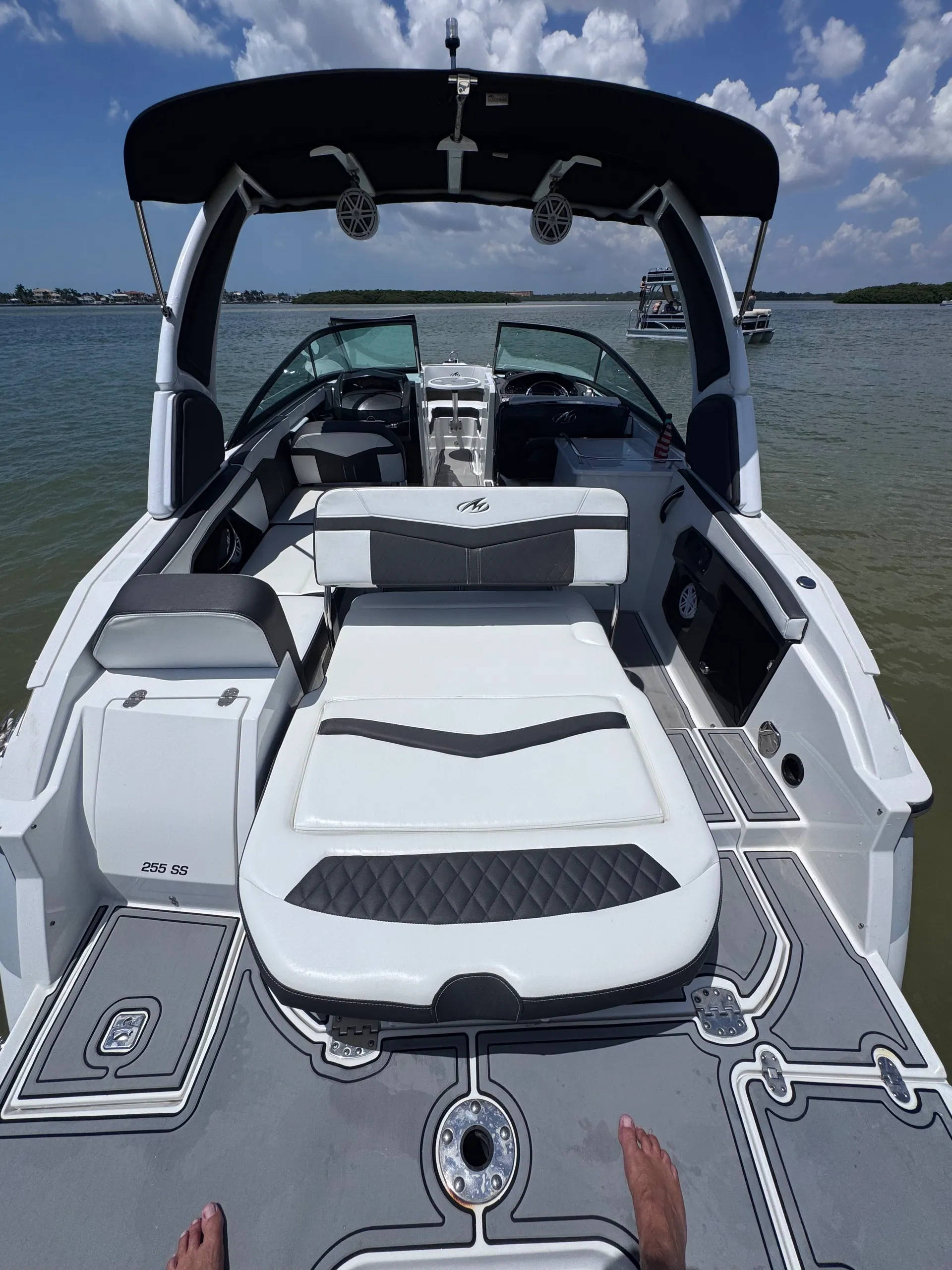 MONTEREY BOATS 255SS in St. Petersburg, FL — photo 4