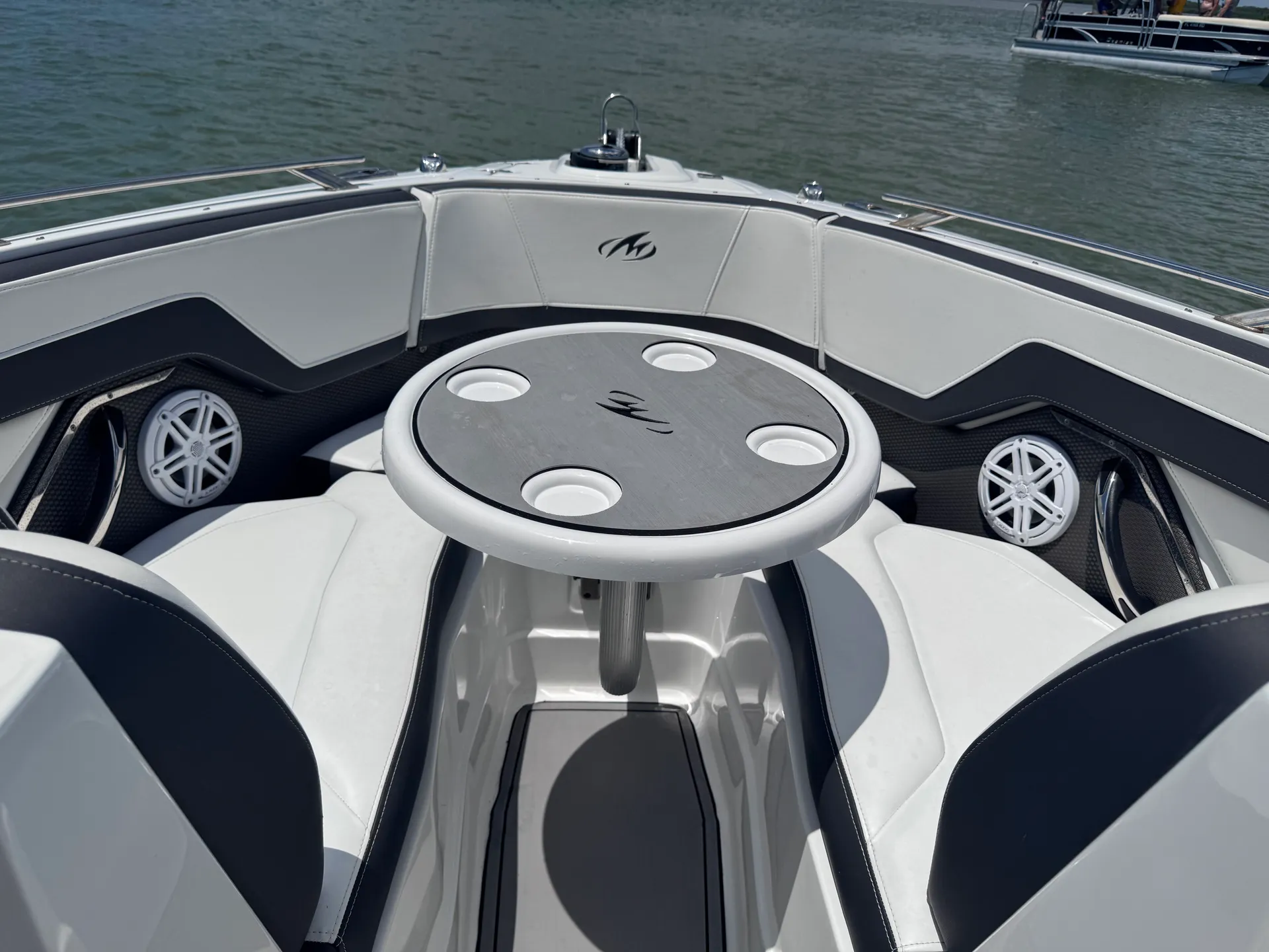MONTEREY BOATS 255SS in St. Petersburg, FL — photo 5