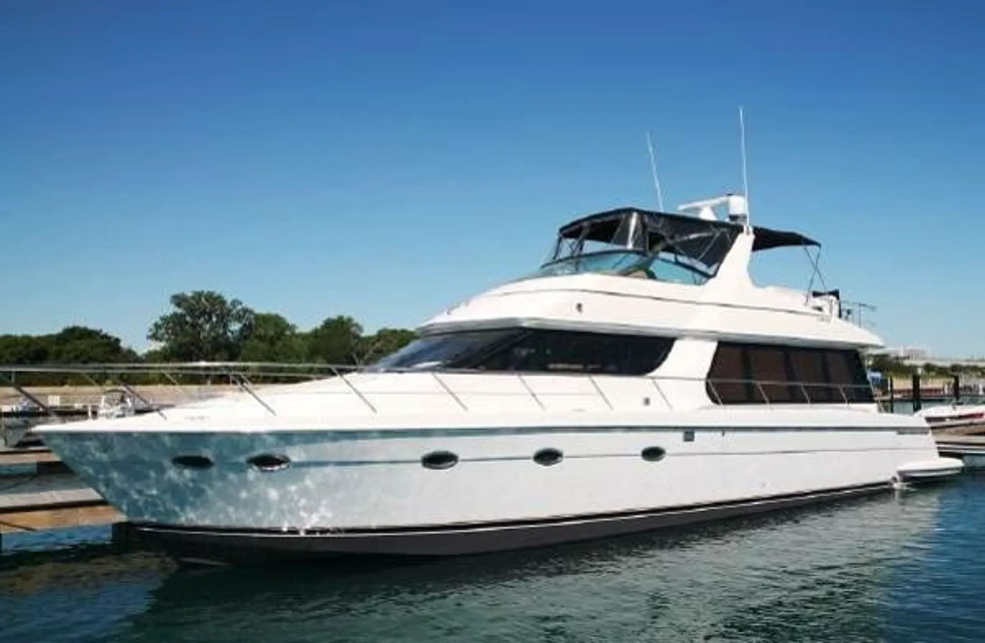 Carver Yachts 60' in Huntington Beach, CA — photo 3