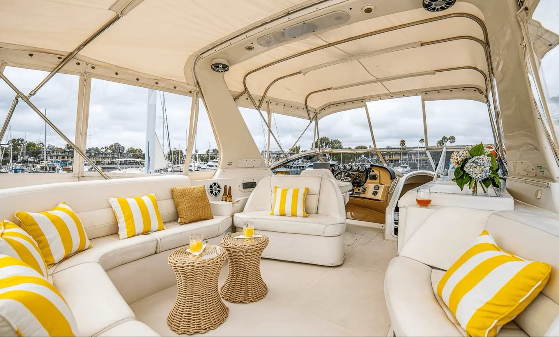 Carver Yachts 60' in Huntington Beach, CA — photo 9