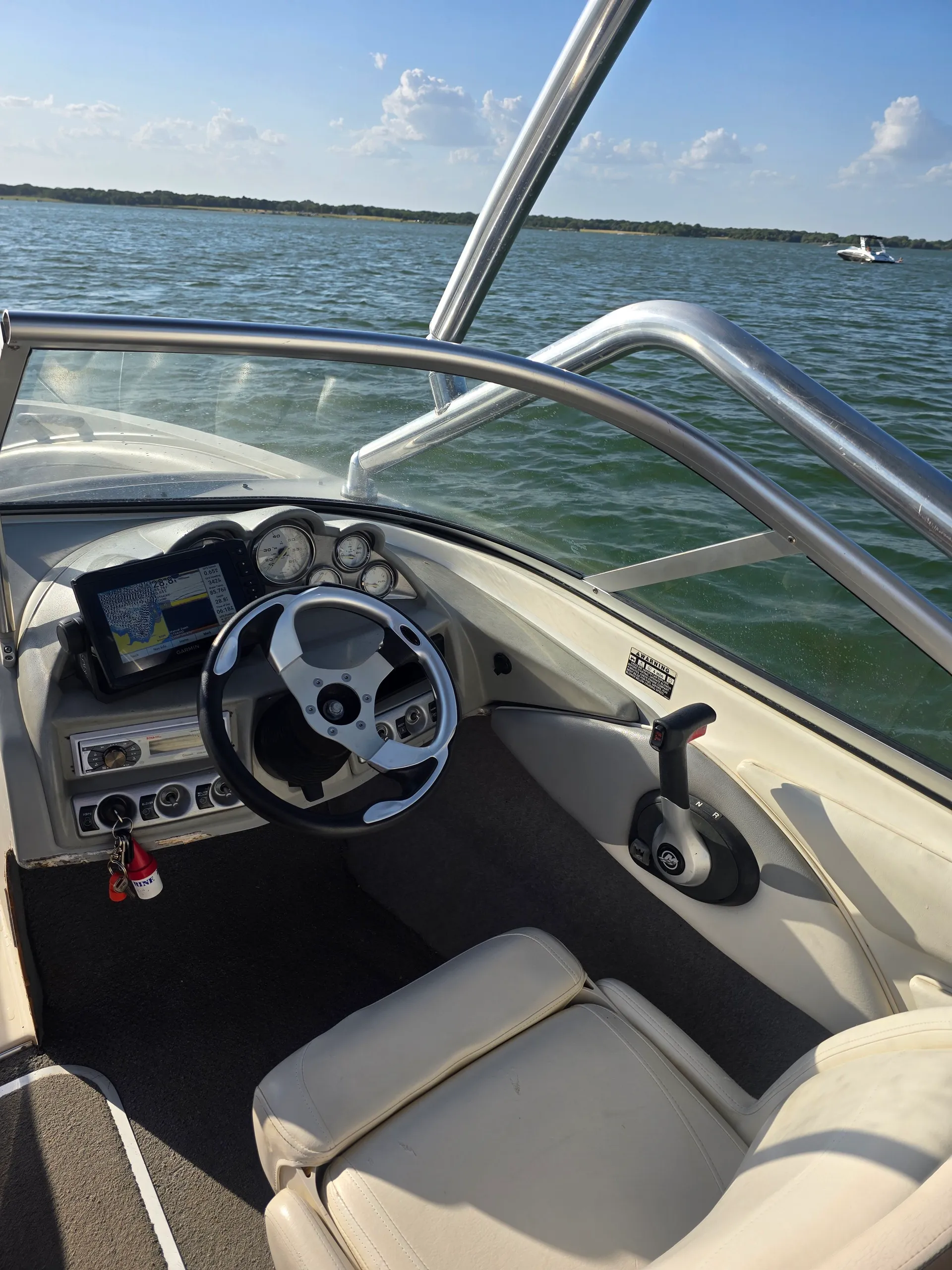 BAYLINER 185 BR  in Grand Prairie, TX — photo 3