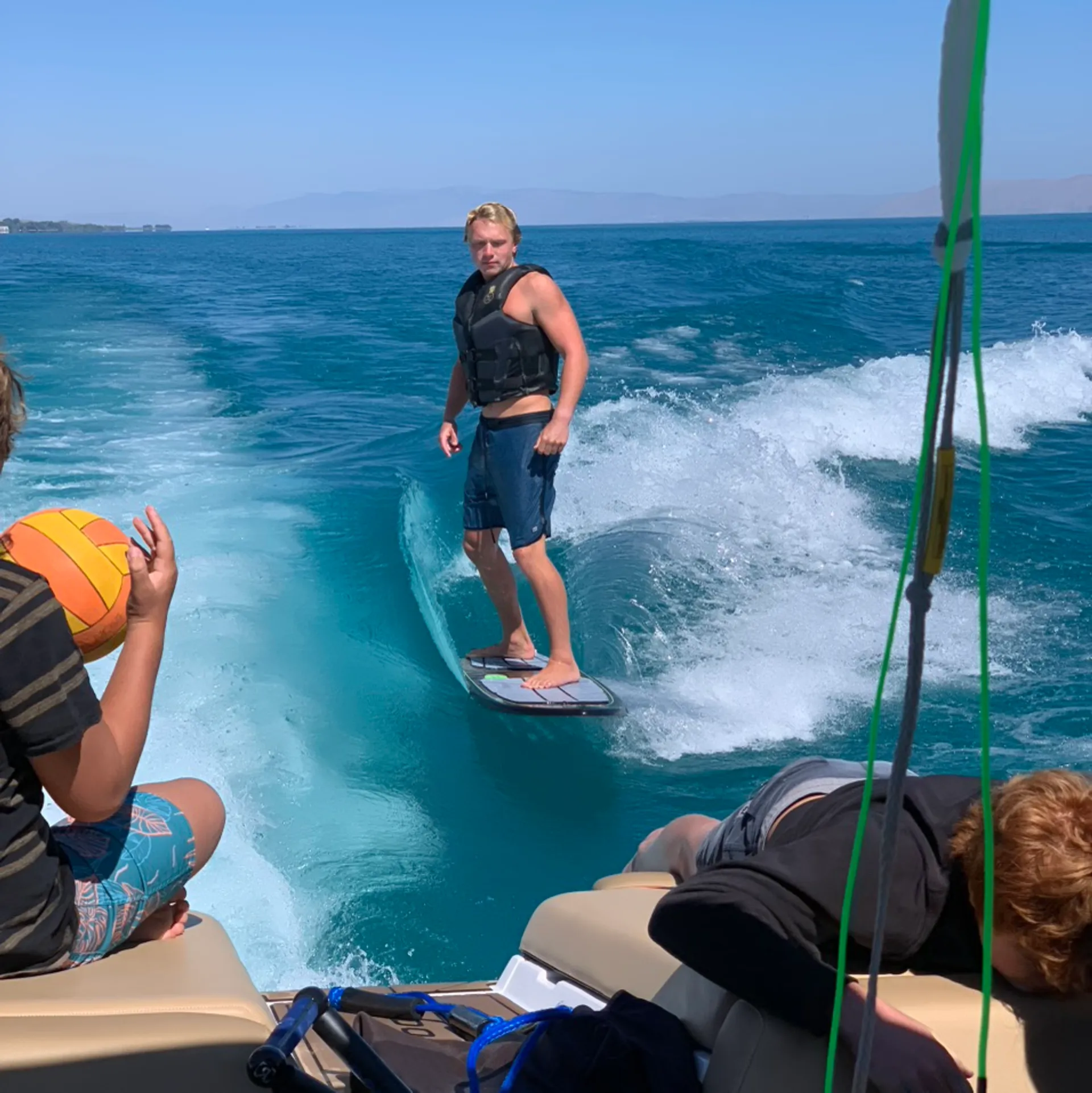 Moomba Makai 24' Fully Loaded Wakesurf Boat | Daily/Weekly 