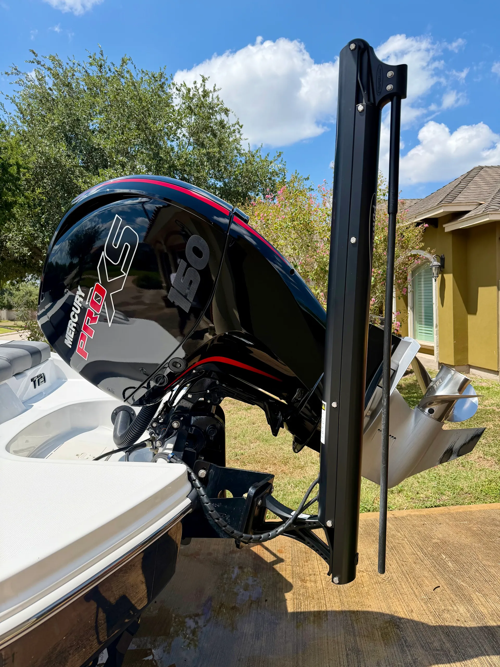 TAHOE BY TRACKER MARINE T21 in South Padre Island, TX — photo 3