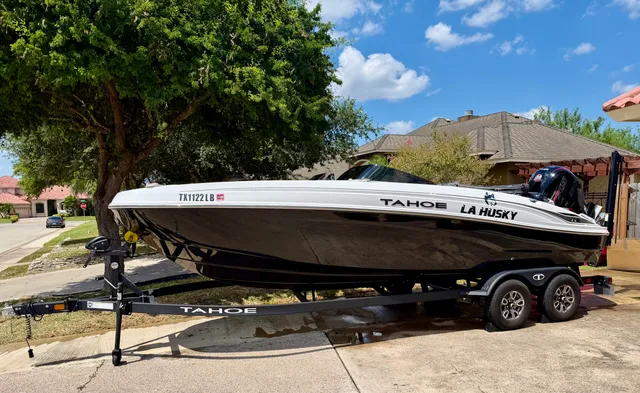 Rent a TAHOE BY TRACKER MARINE deck boat in South Padre Island, TX near me