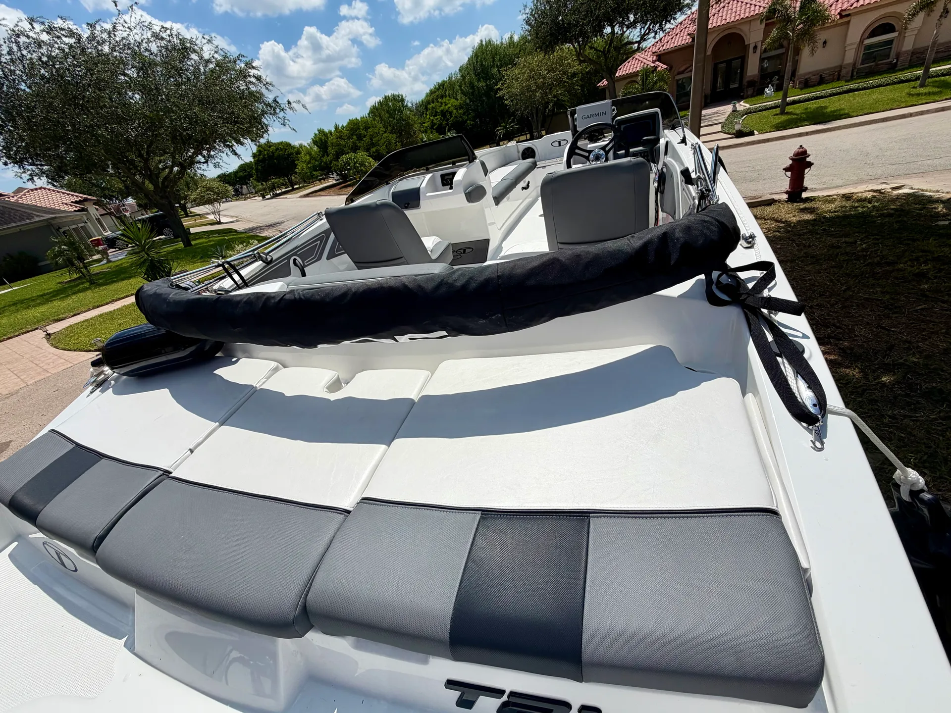 TAHOE BY TRACKER MARINE T21 in South Padre Island, TX — photo 9