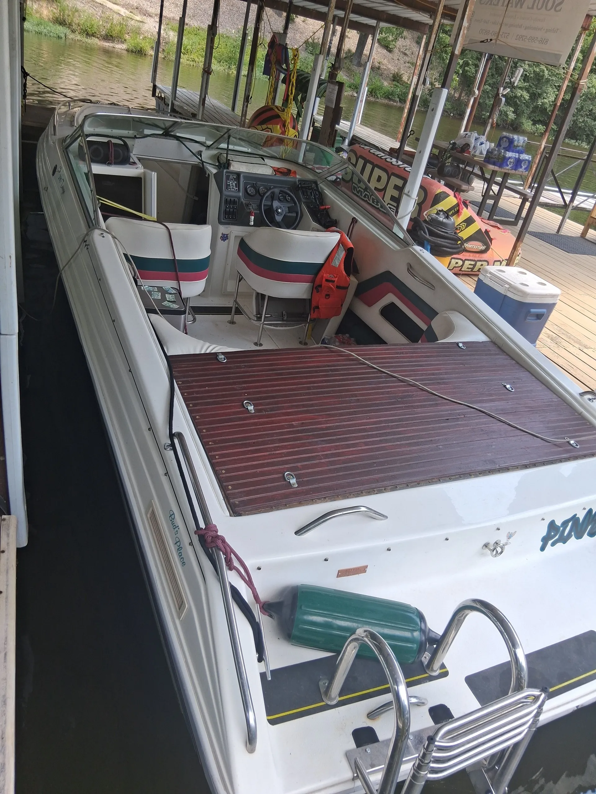 Lake of the Ozarks, Osage River, and Missouri River speed boat!
