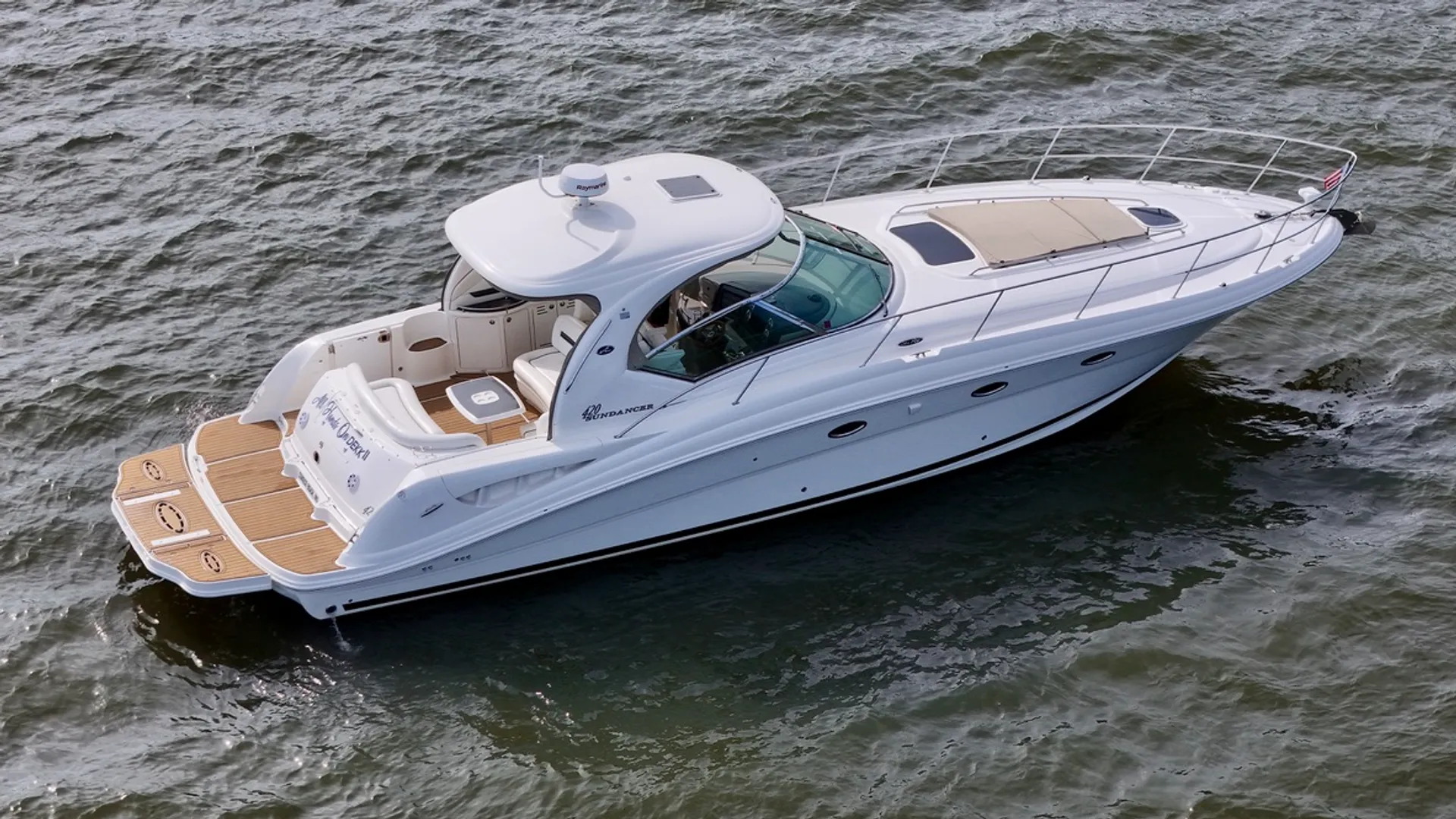 Sea Ray Sundancer 420 in Sunrise Beach, MO