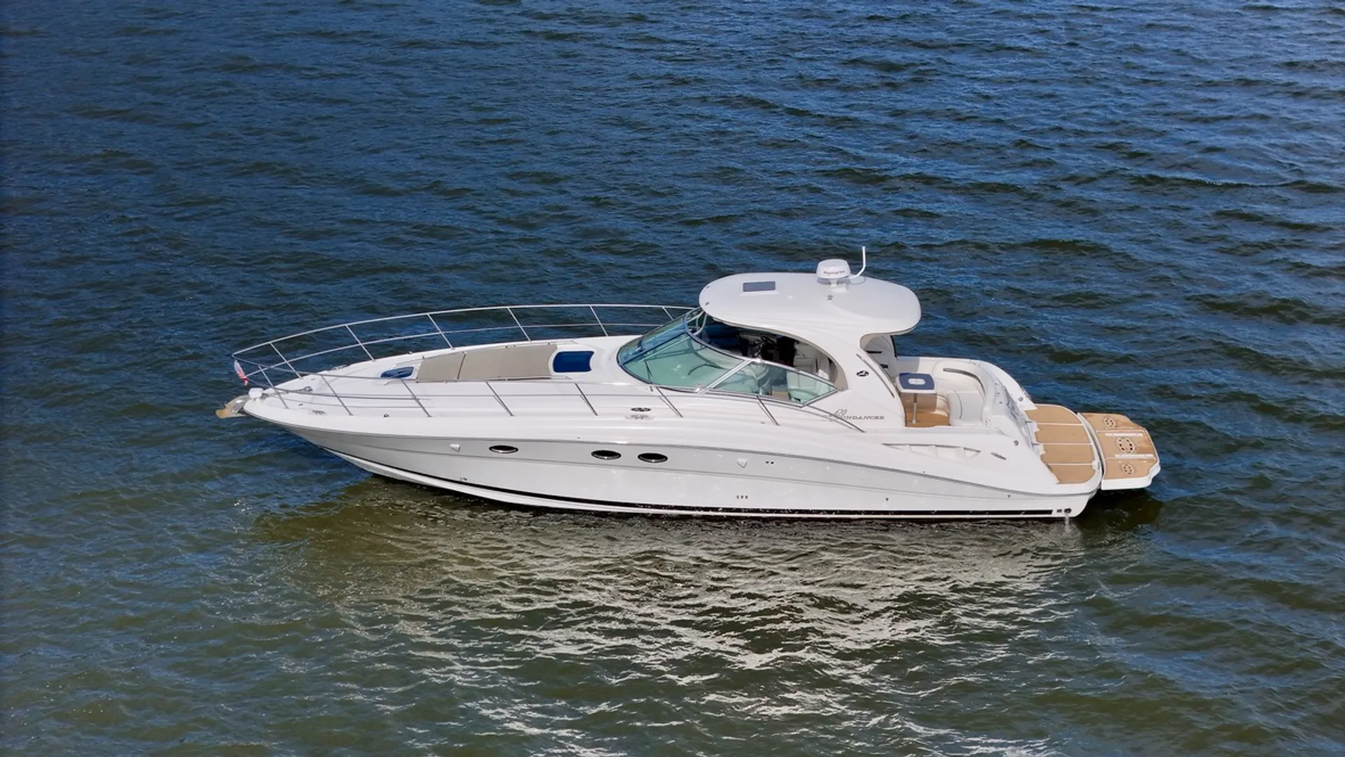 Sea Ray Sundancer 420 in Sunrise Beach, MO — photo 2