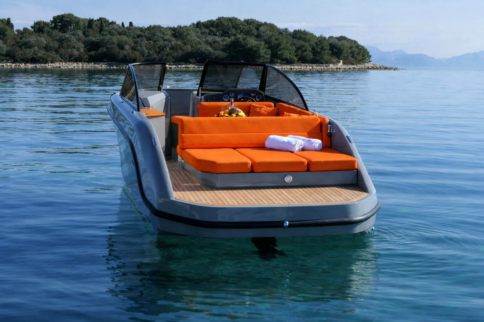 Hampton Escape 29' in Sag Harbor, NY — photo 3