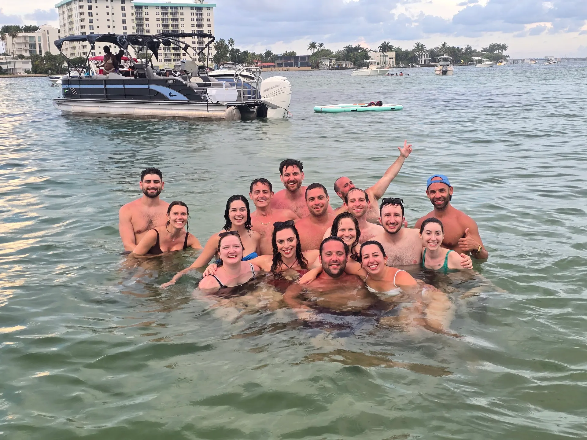 Sandbar Social — 26ft Fun Deck Party Boat