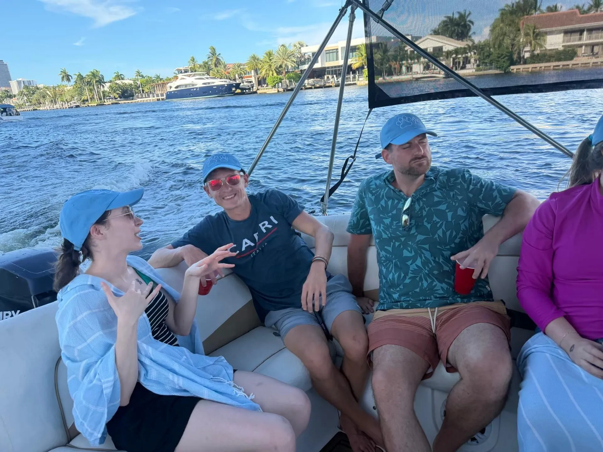 Sandbar Social — 26ft Fun Deck Party Boat