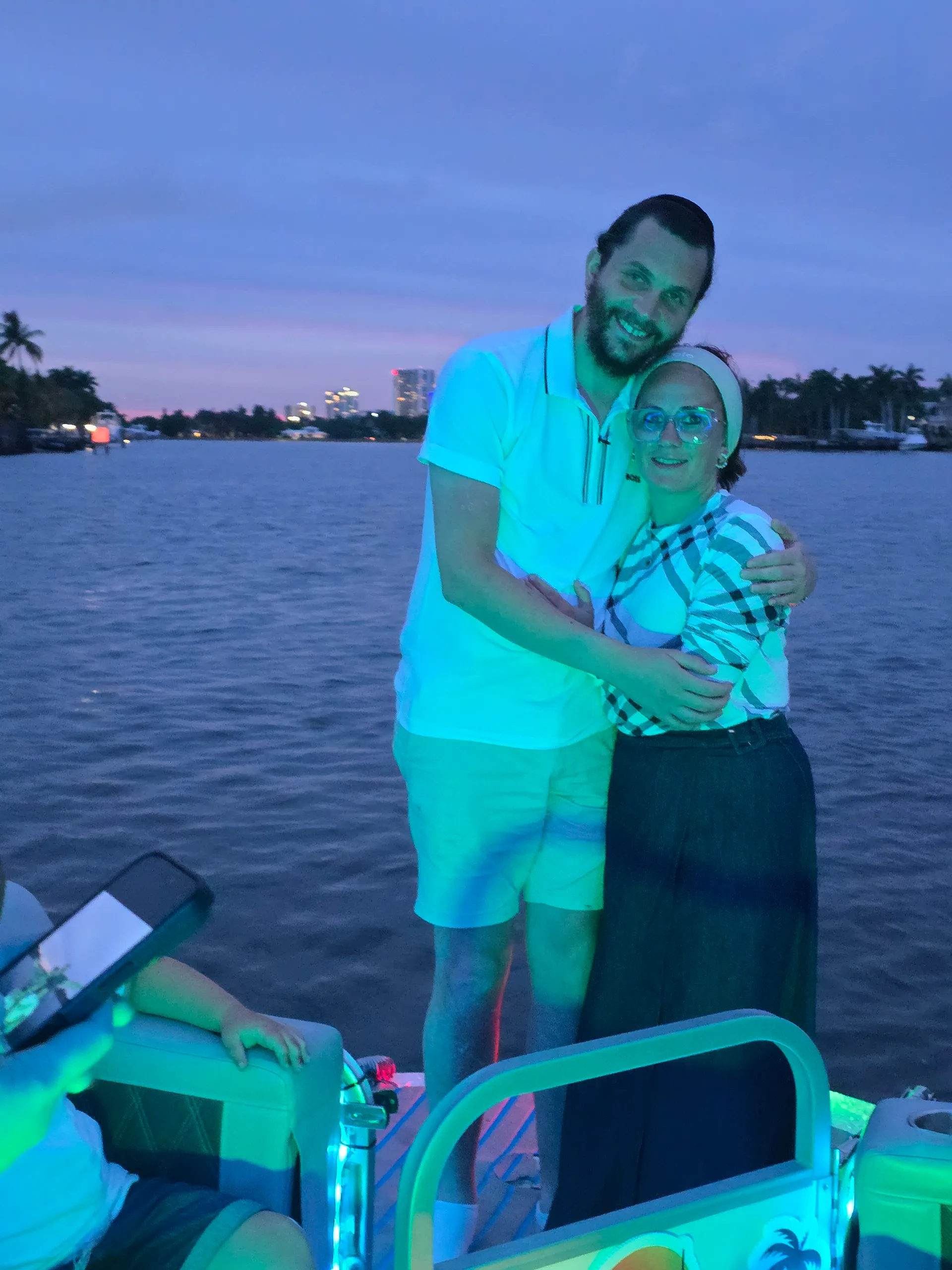 Sandbar Social — 26ft Fun Deck Party Boat