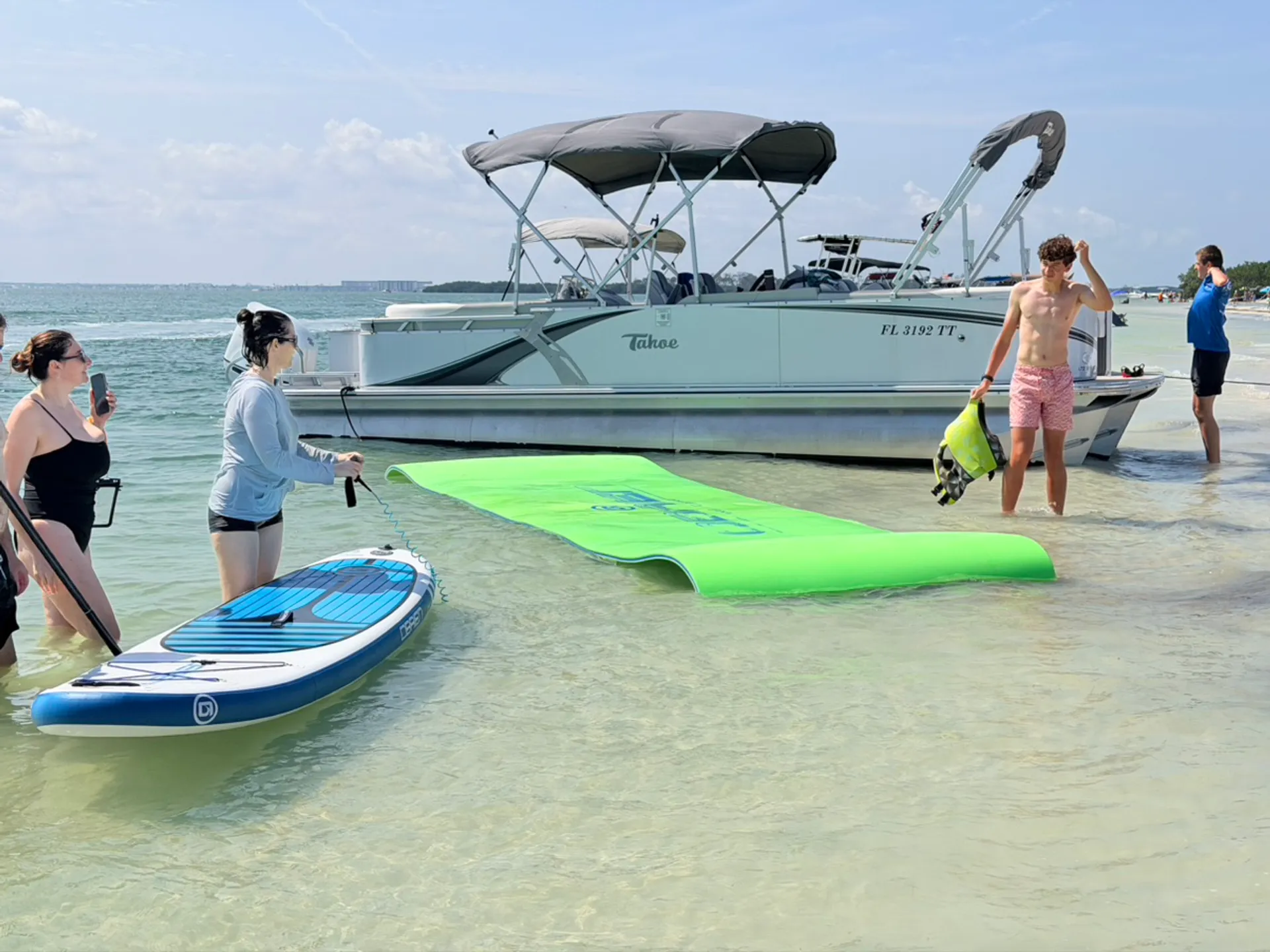 TAHOE PONTOONS CASCADE QUAD LOUNGE WS 2585 QLW in Clearwater, FL — photo 8