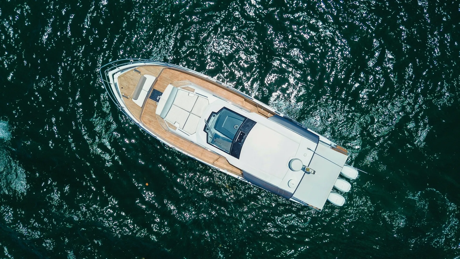 Italian Luxury - Sandbar, Snorkel, and Adventure