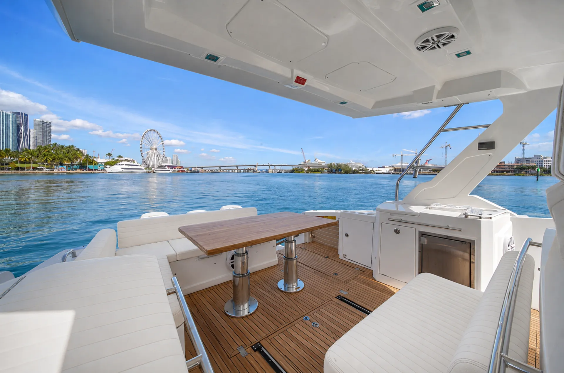 Italian Luxury - Sandbar, Snorkel, and Adventure