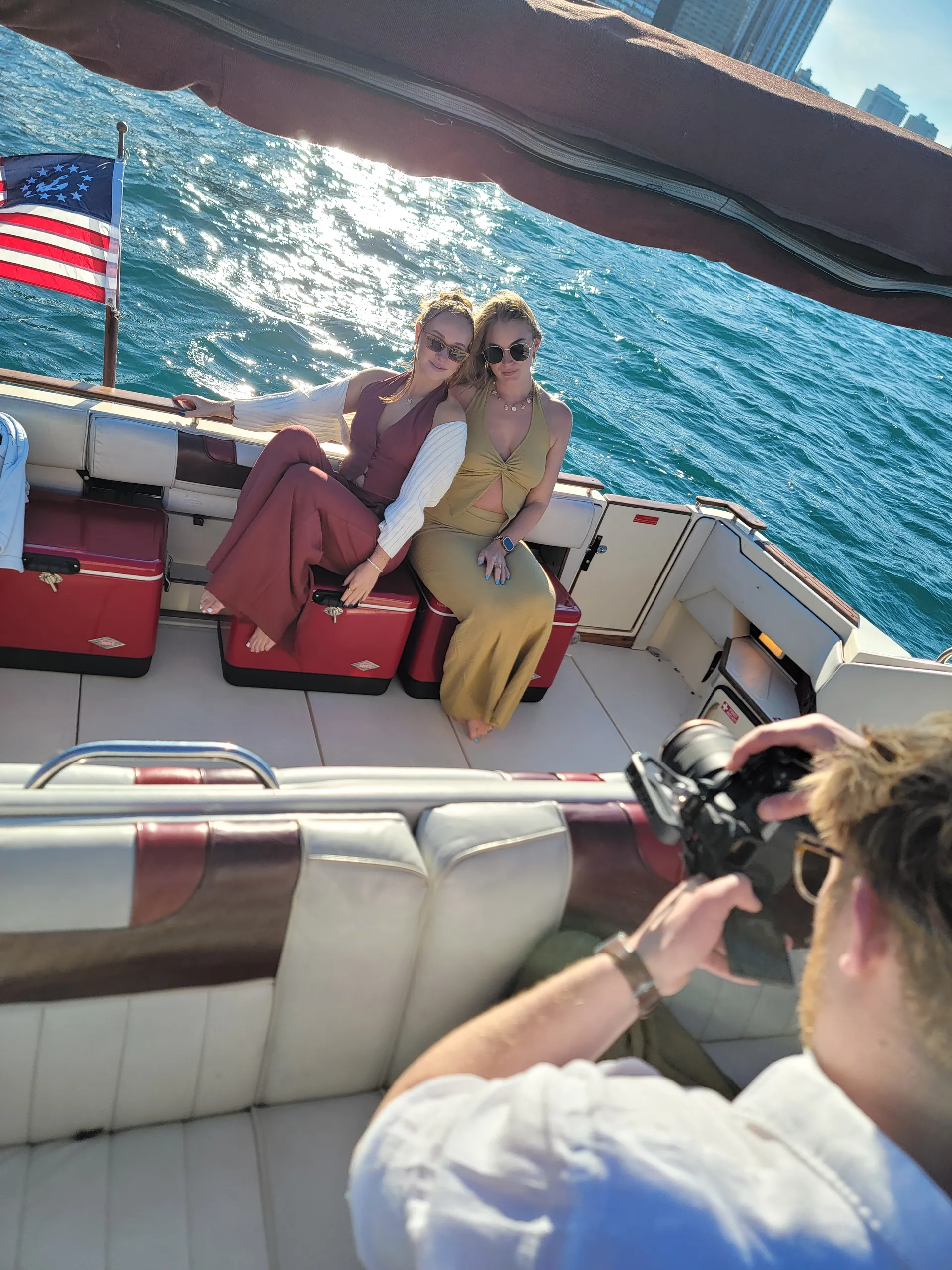 Sea Ray Boats 300 Weekender in Chicago, IL — photo 3