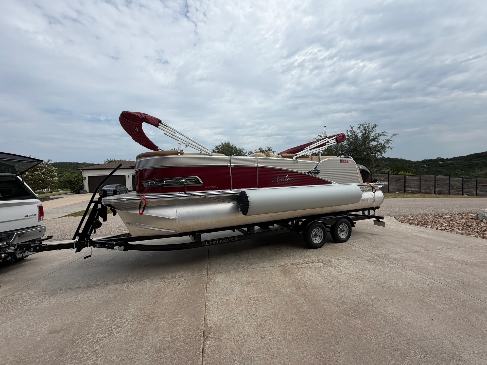 The Invitation | A Beautiful, Shaded Lake Travis Escape 