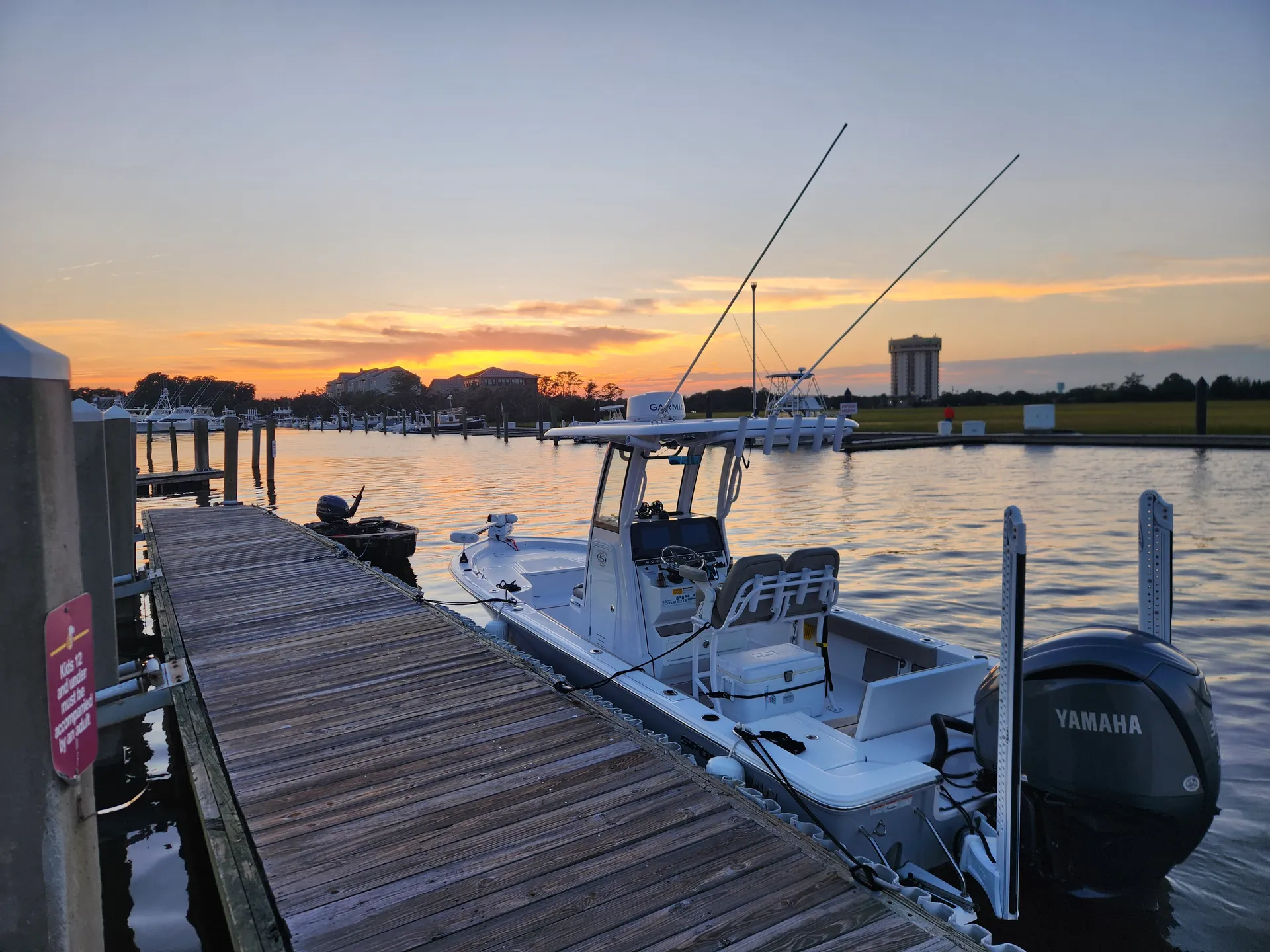 SPORTSMAN BOATS MASTERS 247 BAY BOAT in Charleston, SC — photo 6