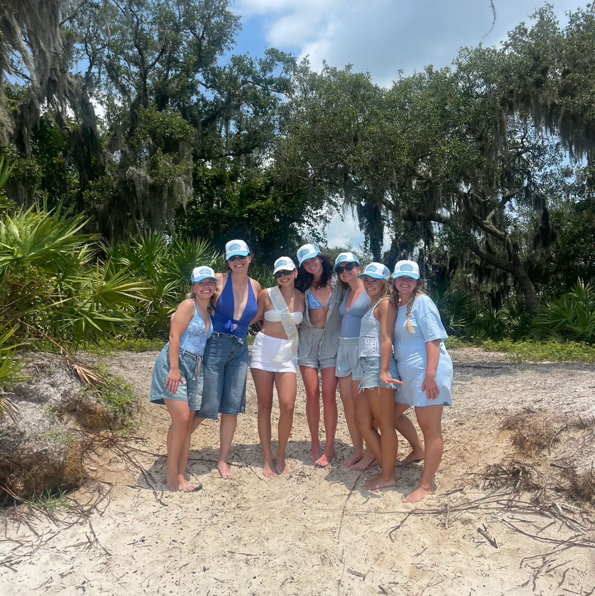 Sun Tracker-Private Tours|Sandbar Day|Bachelorette | Bachelor|Families