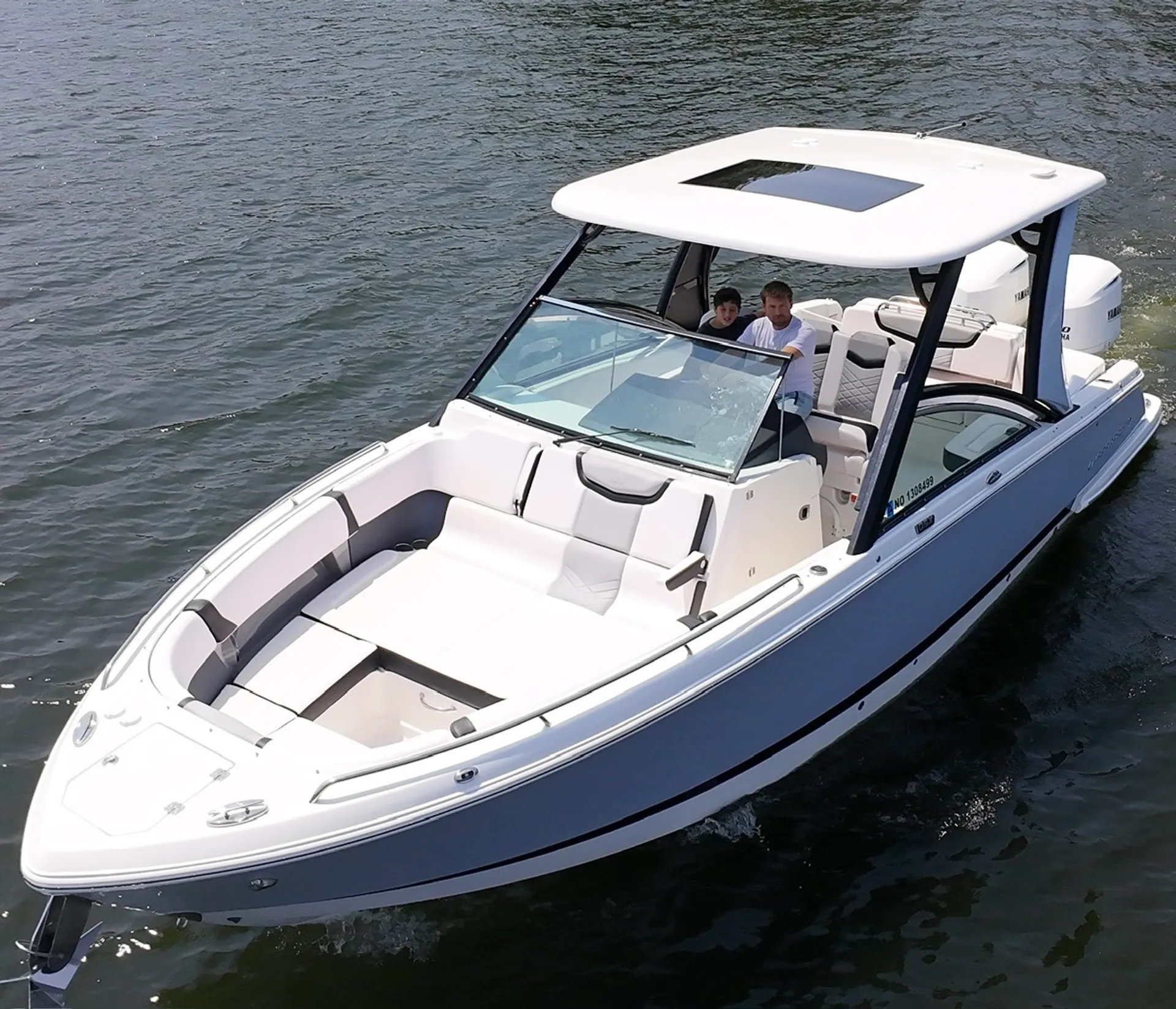 CHAPARRAL BOATS 300 OSX in Gravois Mills, MO — photo 2