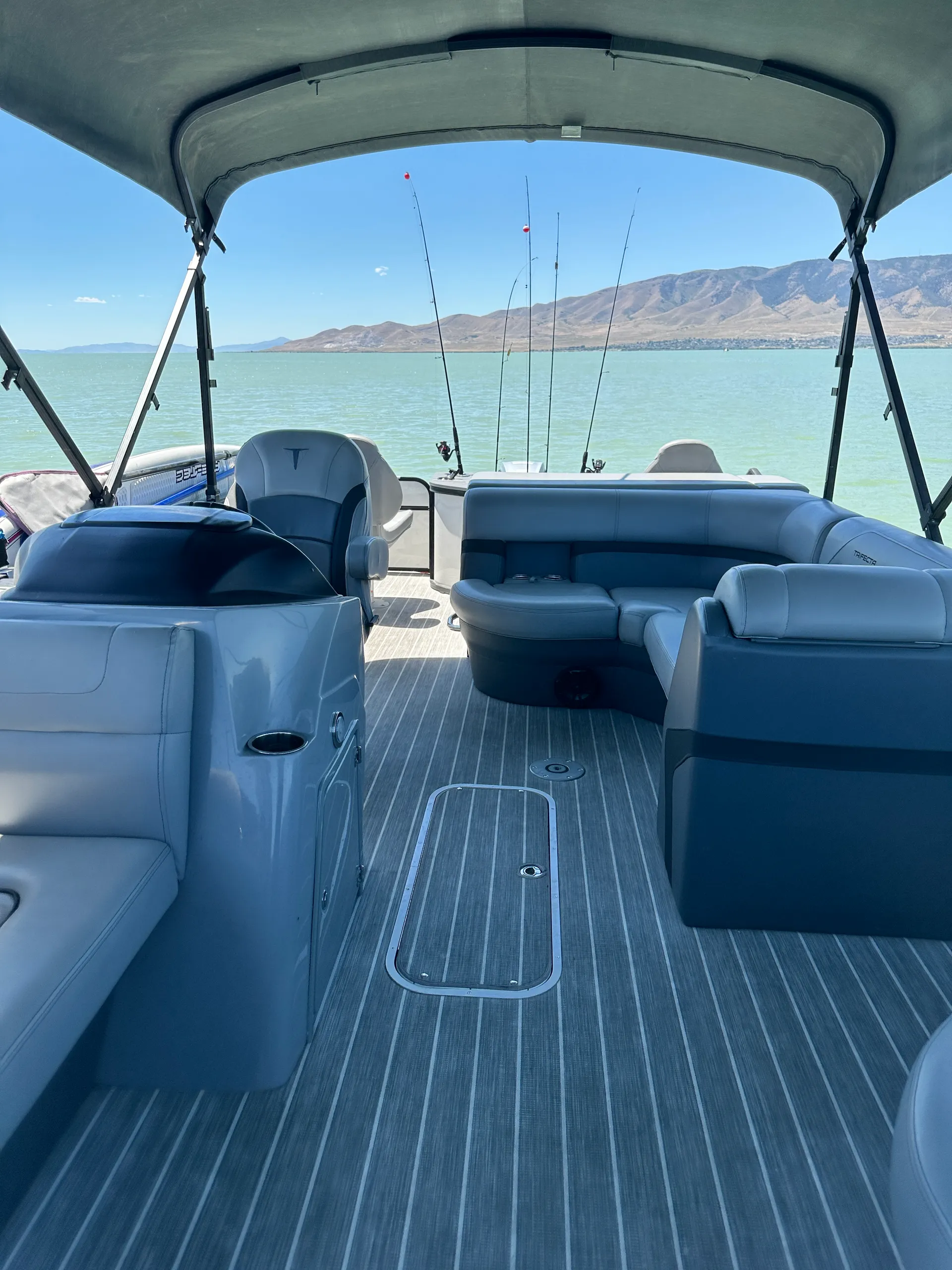 TRIFECTA PONTOONS 24RFC CS in American Fork, UT — photo 4