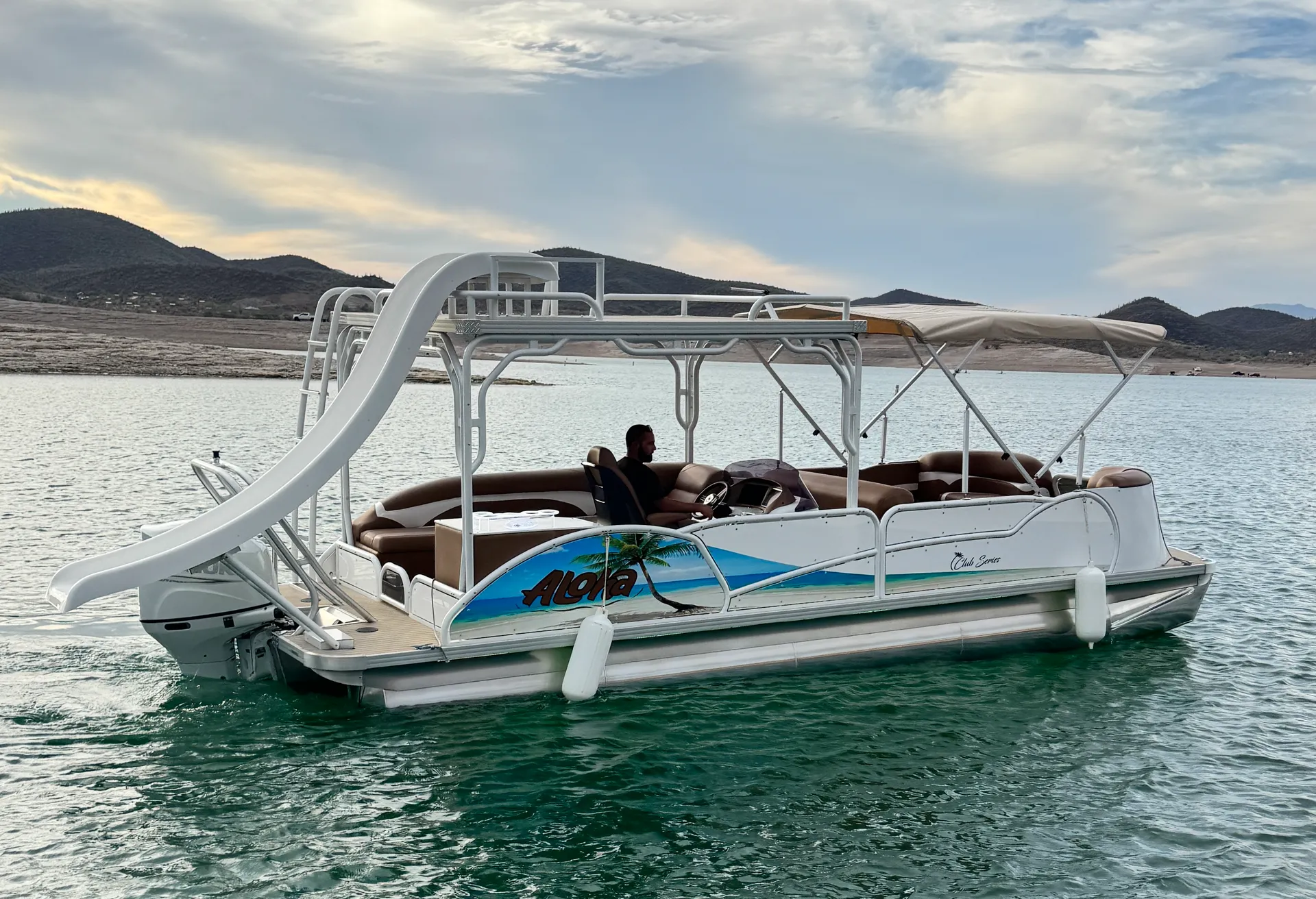 Aloha Club Series Sun Deck 26 in Peoria, AZ — photo 10
