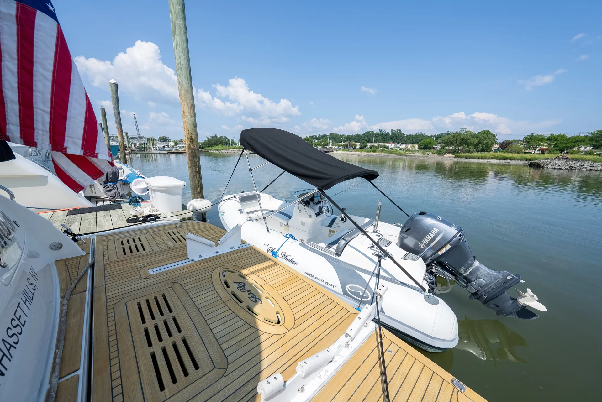 Beautiful 62' Sea Ray with Water Toys serving Long Island, NY!