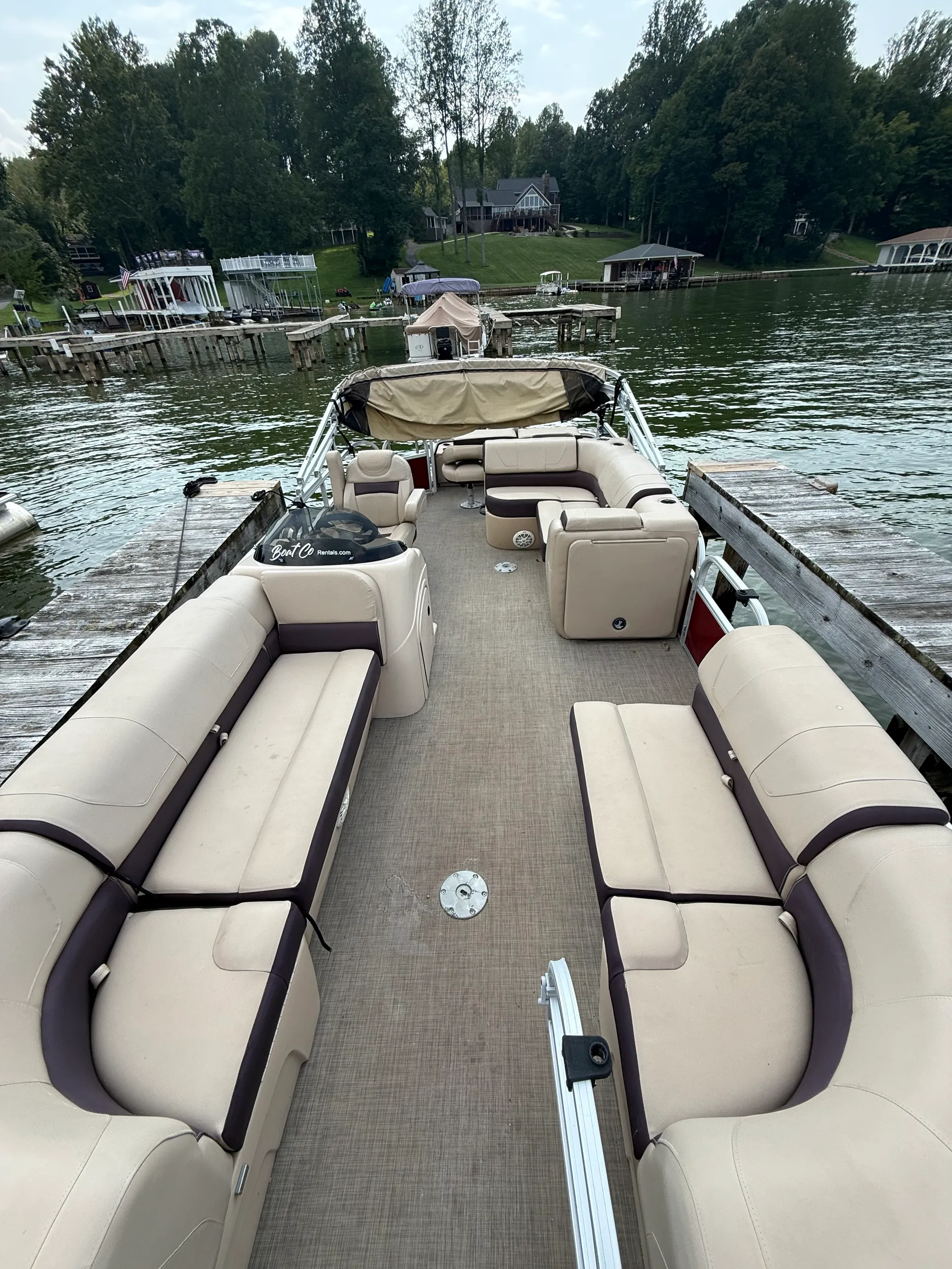 SUN TRACKER FISHIN' BARGE 22 DLX in Mineral, VA — photo 4