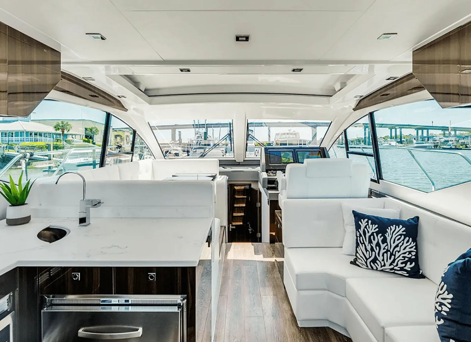 CRUISERS YACHTS 50 CANTIUS in Delray Beach, FL — photo 9