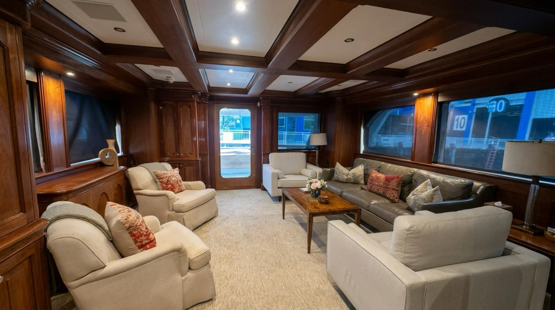 Rayburn Custom Yachts Rayburn Custom 88 in Boca Raton, FL — photo 3