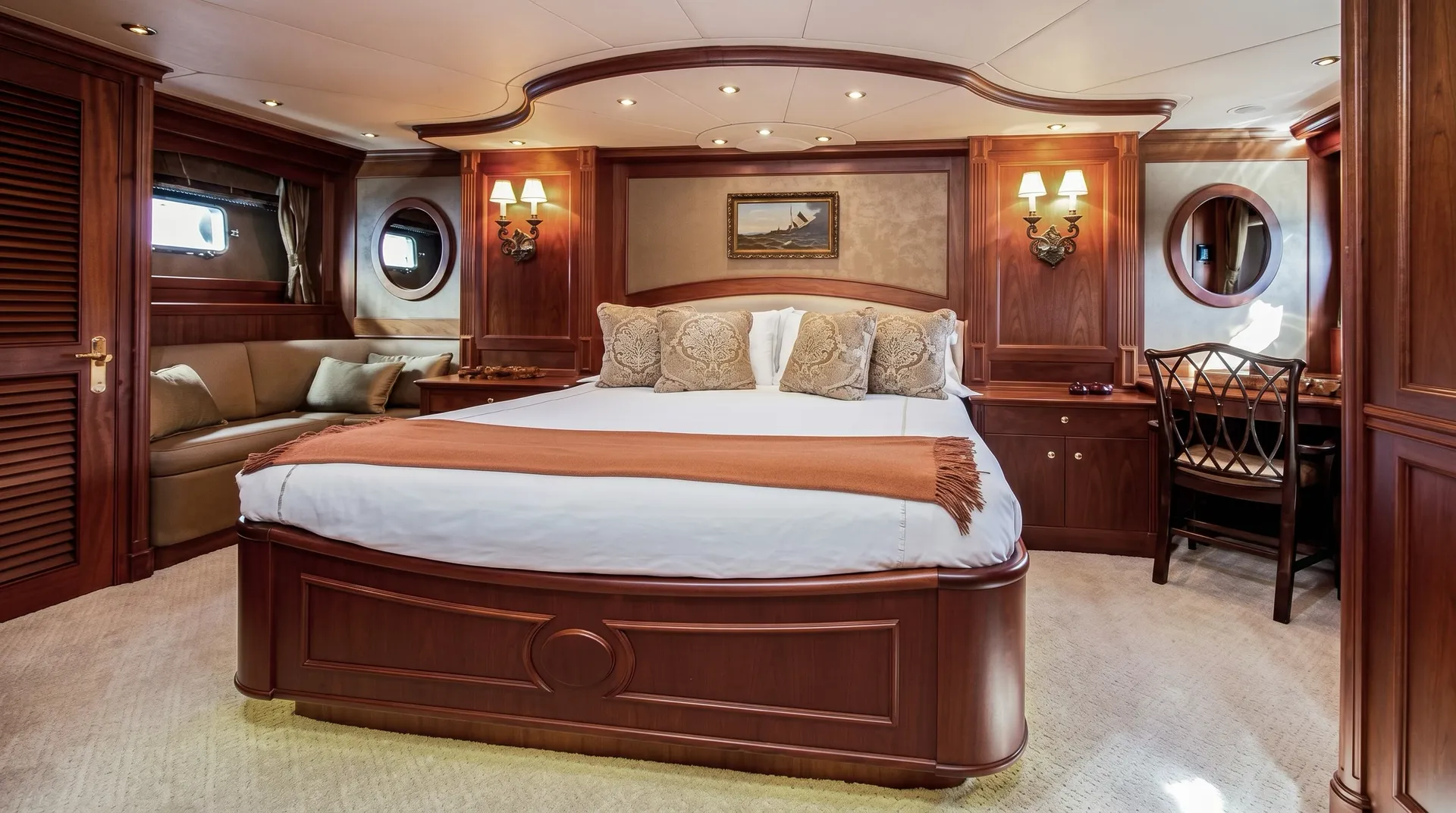 Rayburn Custom Yachts Rayburn Custom 88 in Boca Raton, FL — photo 9