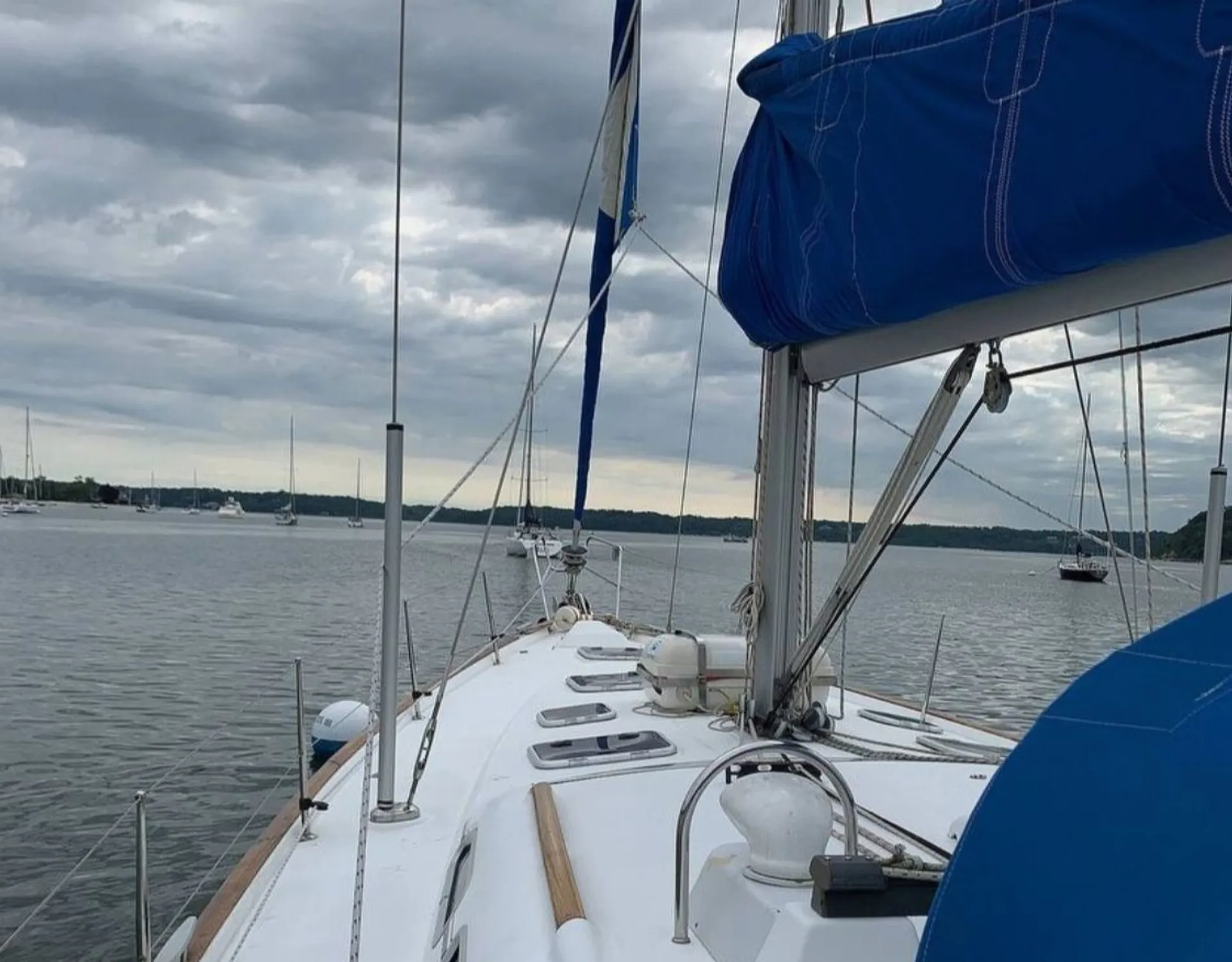 Experience the Magic of Sailing on a 47-Foot Yacht