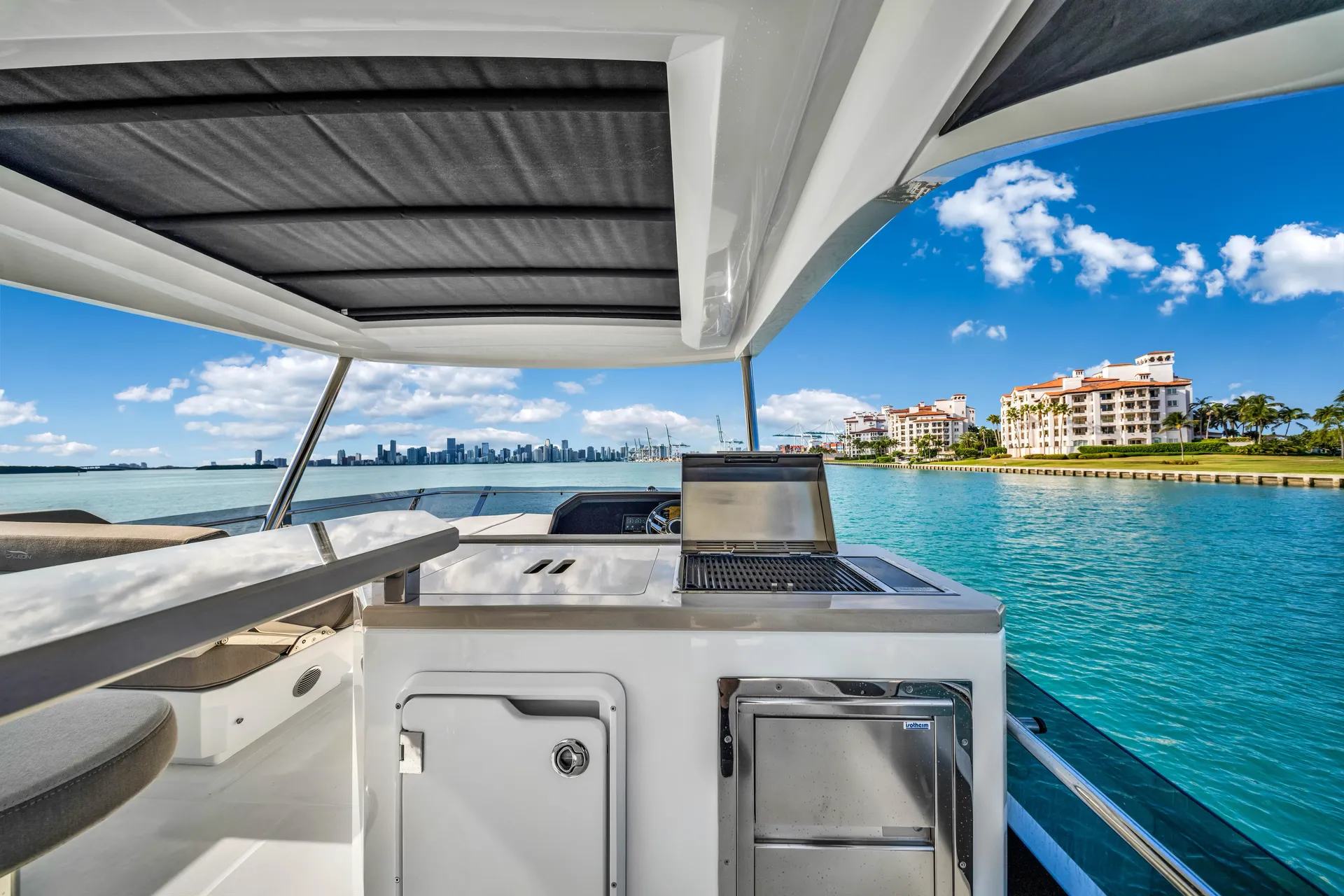 Galeon 640 Flybridge in Sag Harbor, NY — photo 7