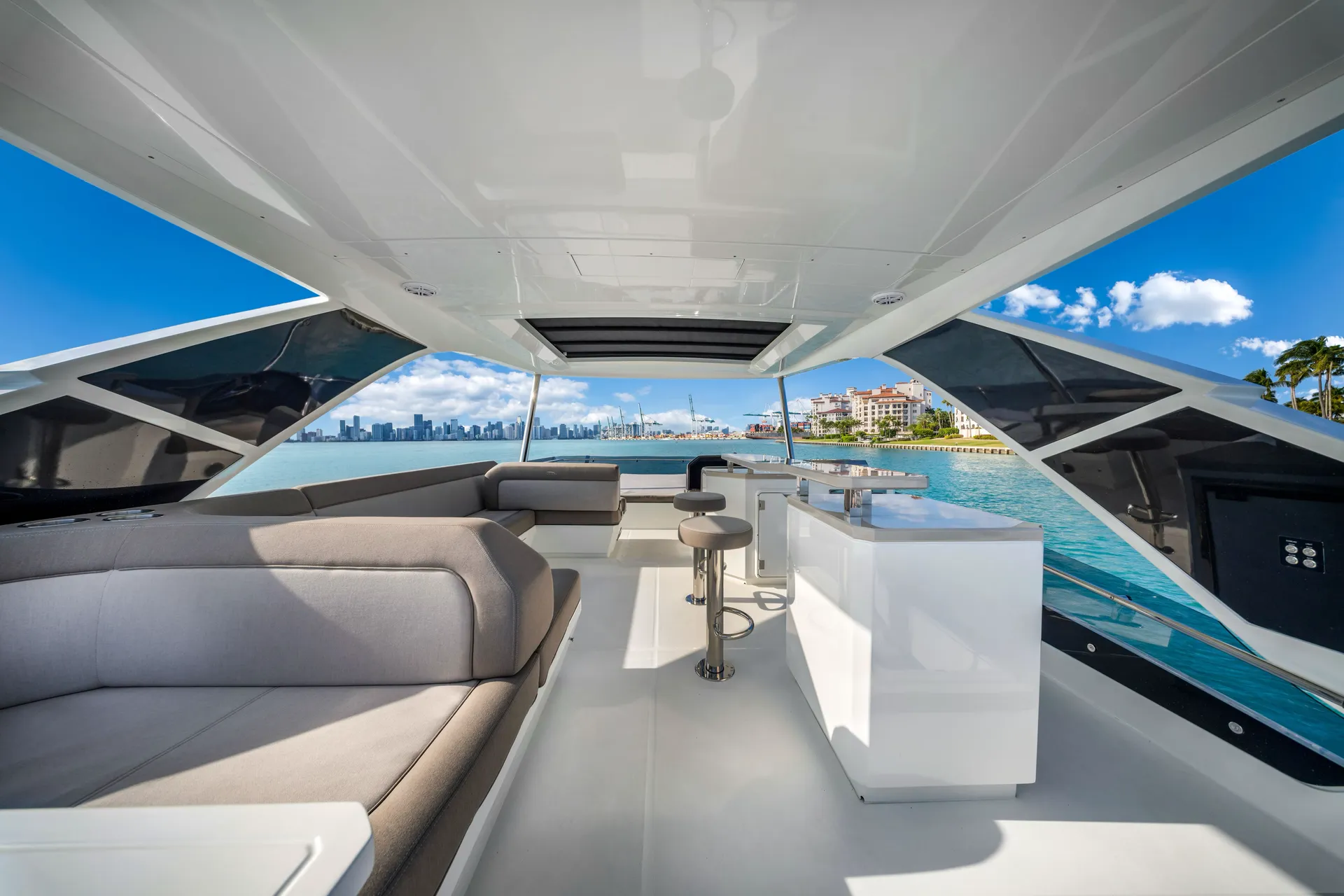Galeon 640 Flybridge in Sag Harbor, NY — photo 9