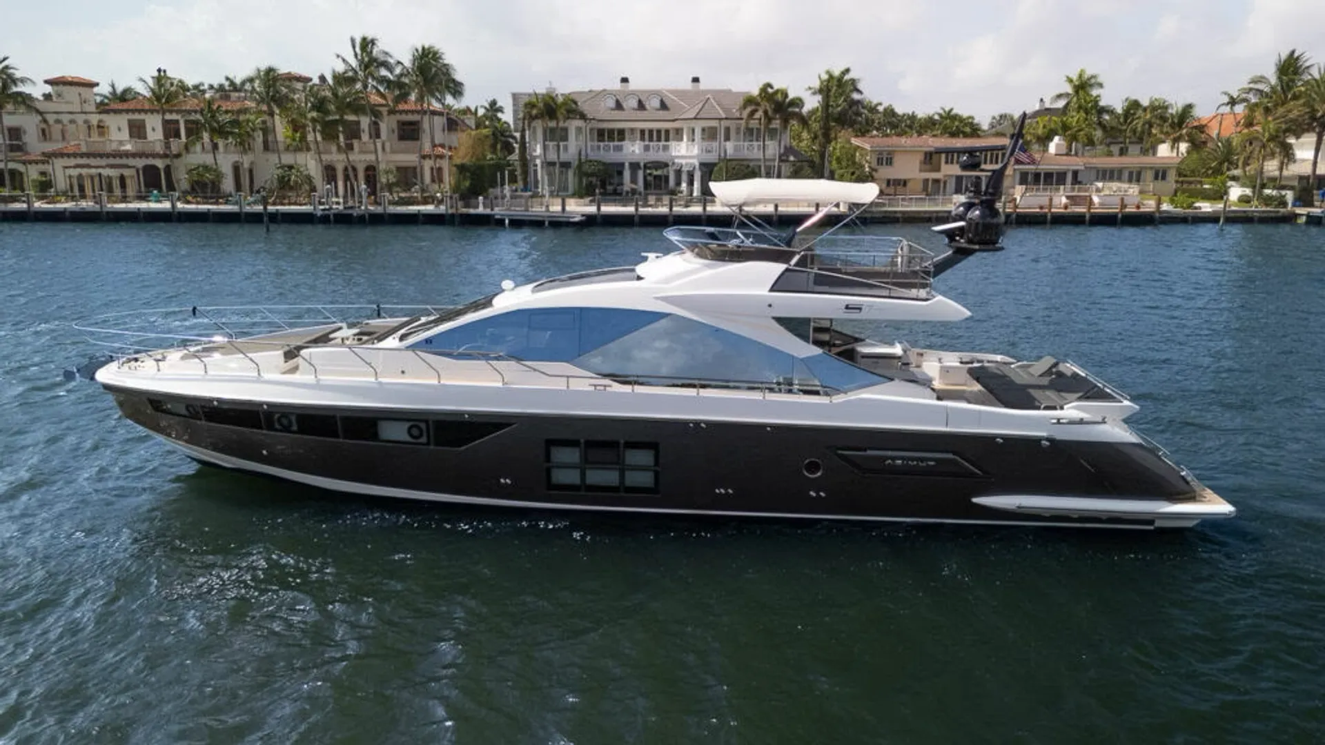 Azimut S7 FLY in Boston, MA — photo 2