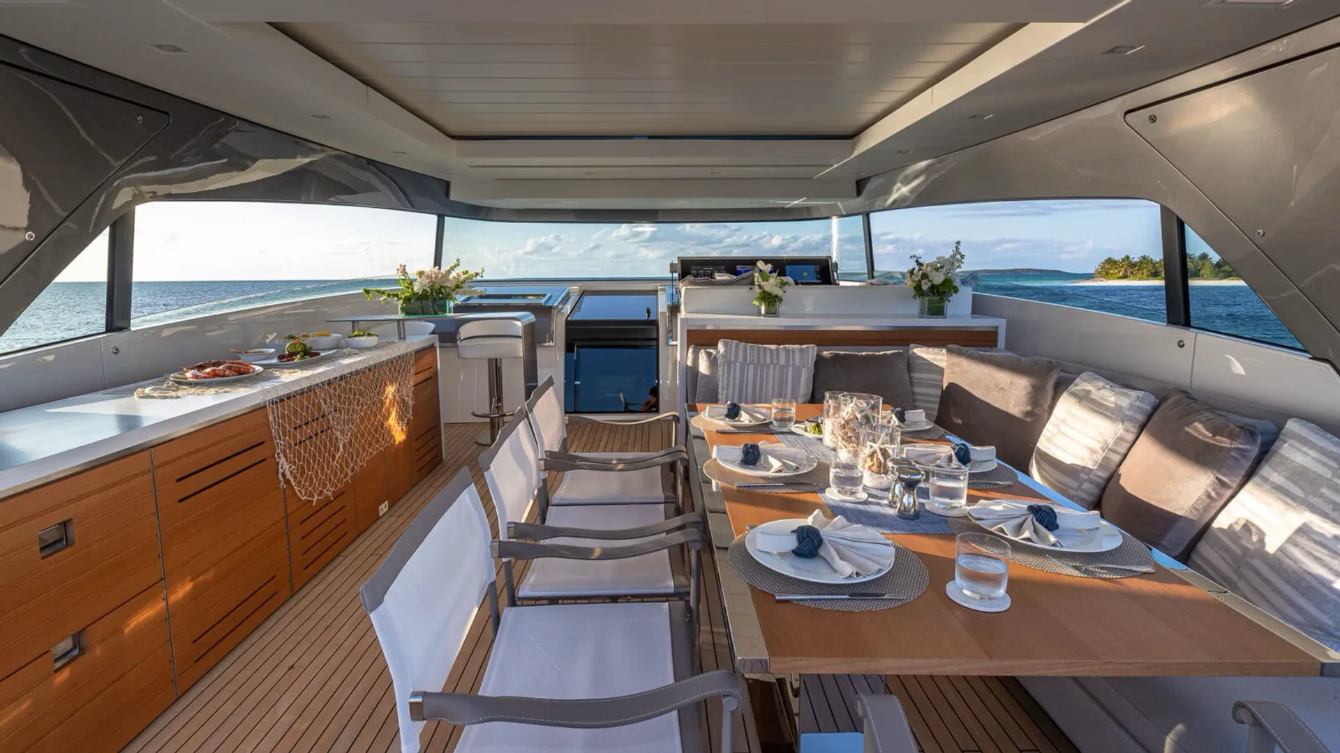 88ft San Lorenzo w/ Jet Skis, Seabobs, Paddleboard & More!