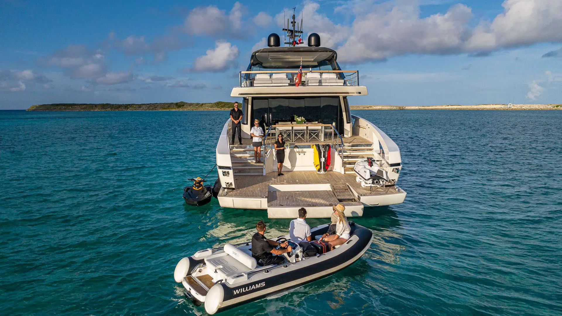 88ft San Lorenzo w/ Jet Skis, Seabobs, Paddleboard & More!