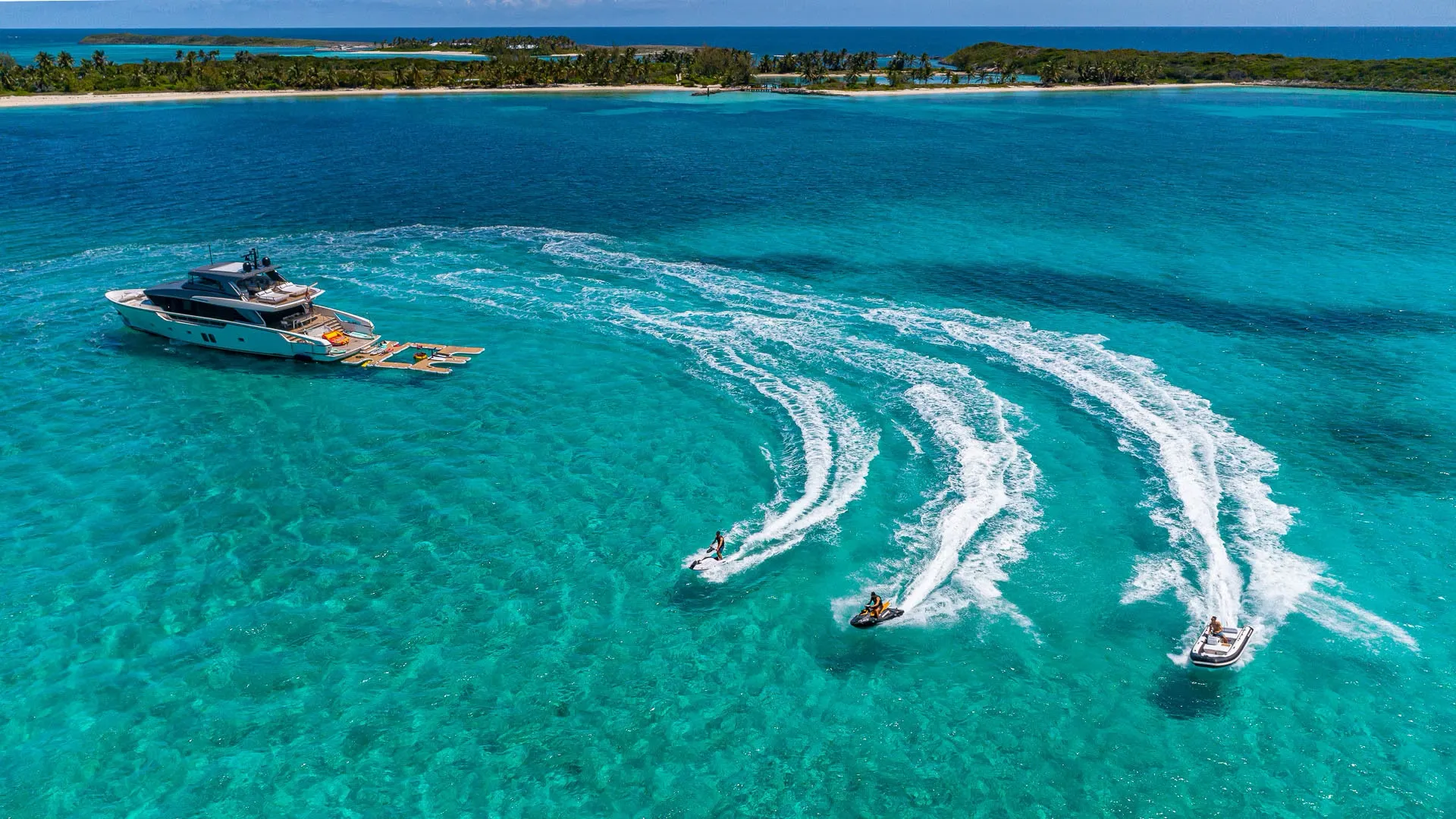 88ft San Lorenzo w/ Jet Skis, Seabobs, Paddleboard & More!