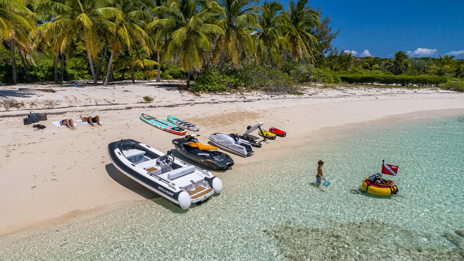 88ft San Lorenzo w/ Jet Skis, Seabobs, Paddleboard & More!