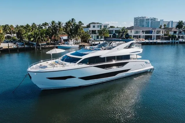 Rent a Sunseeker motor yacht in Montauk, NY near me