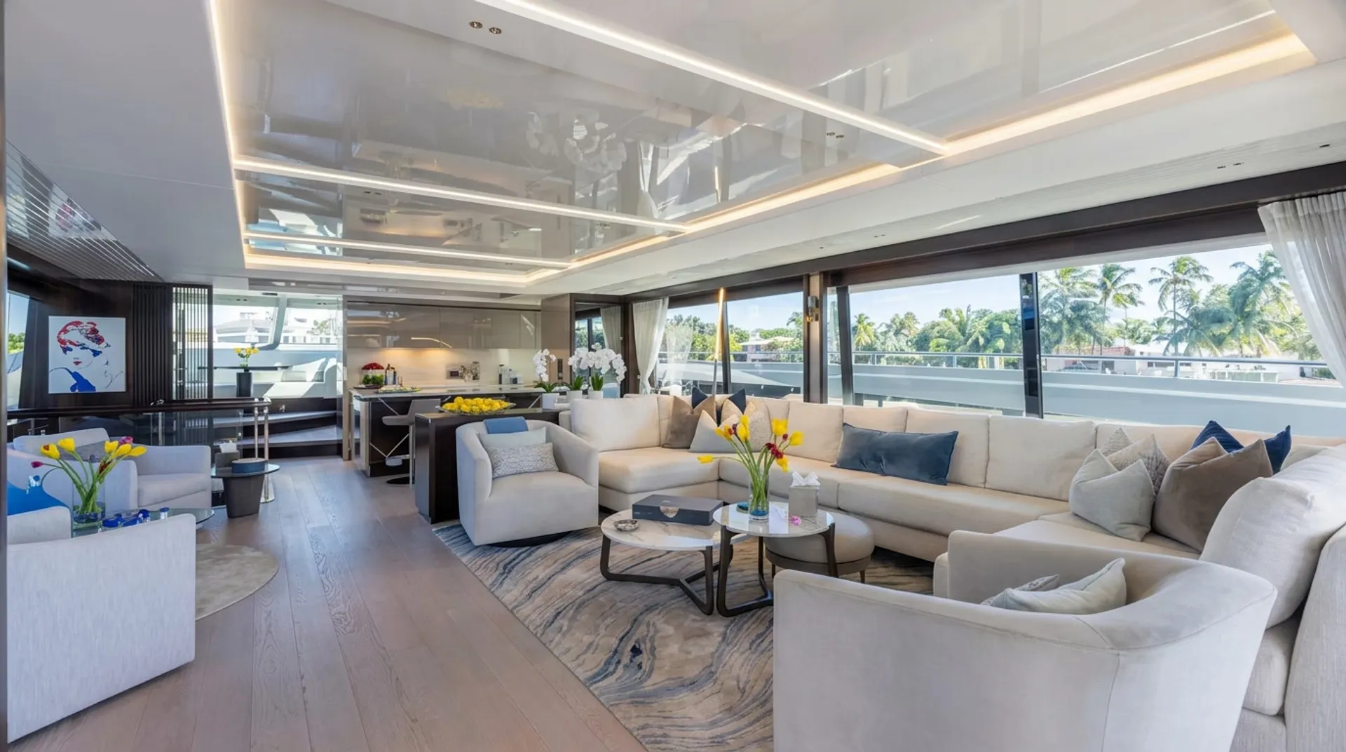 Sunseeker 90' Fly in Montauk, NY — photo 6