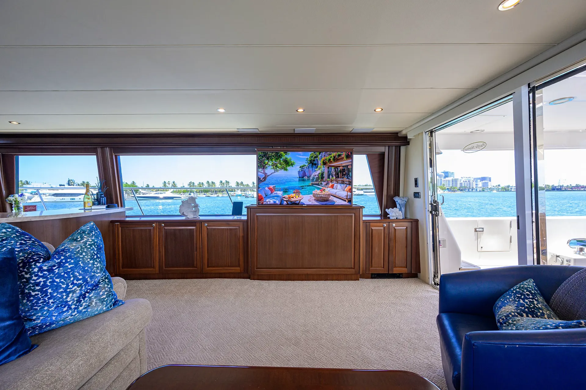 PACIFIC MARINER YACHTS PACIFIC MARINER 85 in Old Saybrook, CT — photo 9