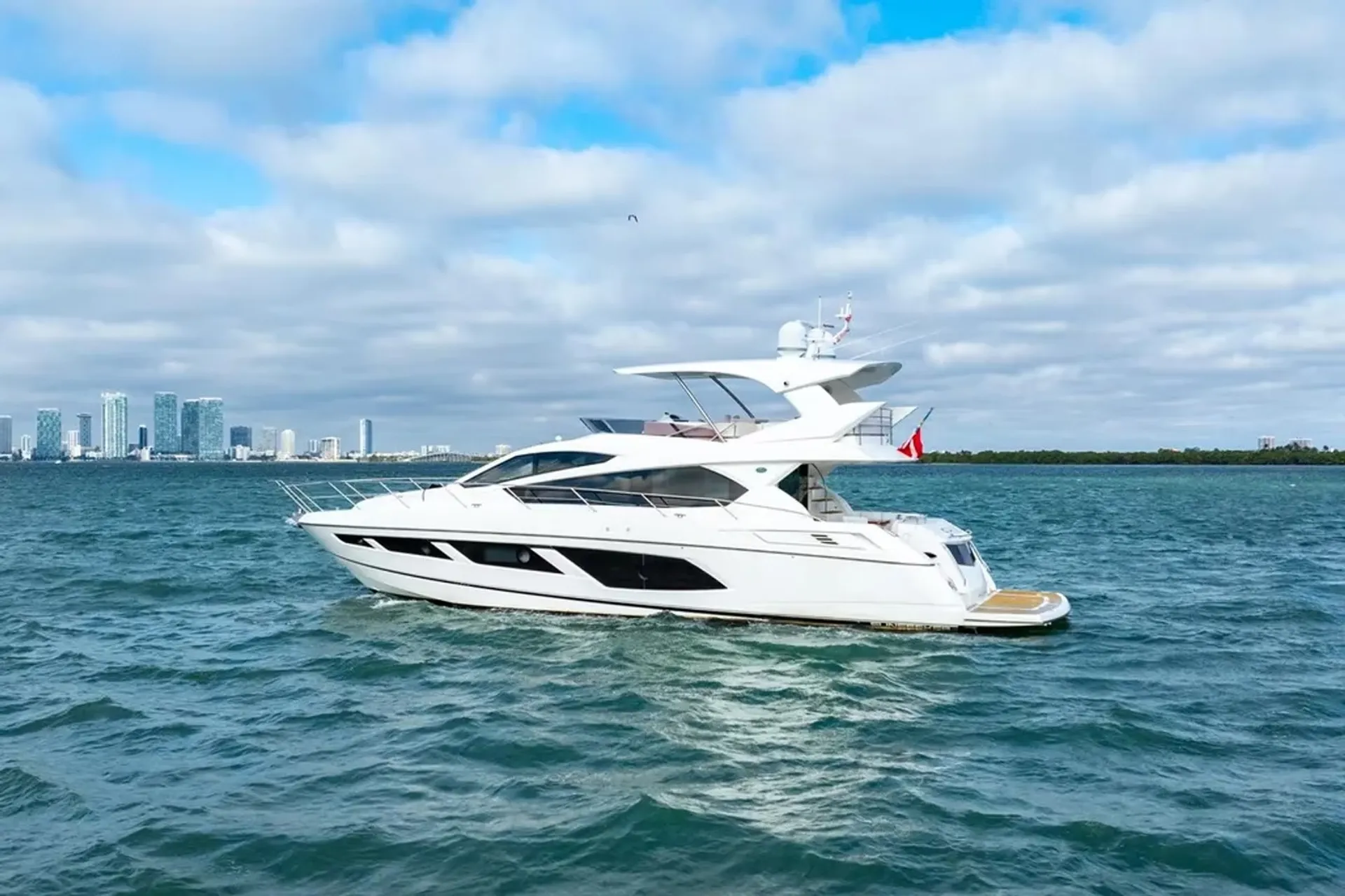 Sunseeker Manhattan 68 in Port Washington, NY — photo 2