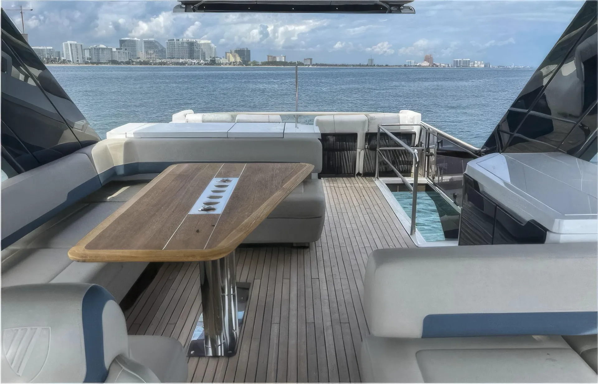 Luxe 68ft Fairline w/ A Paddleboard, Kayak &amp; More in Northeast, USA!