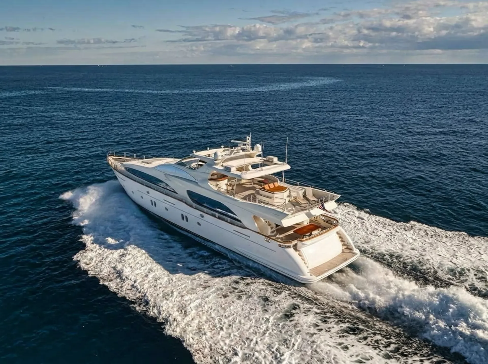 Azimut 116 Grande in Atlantic Highlands, NJ — photo 2