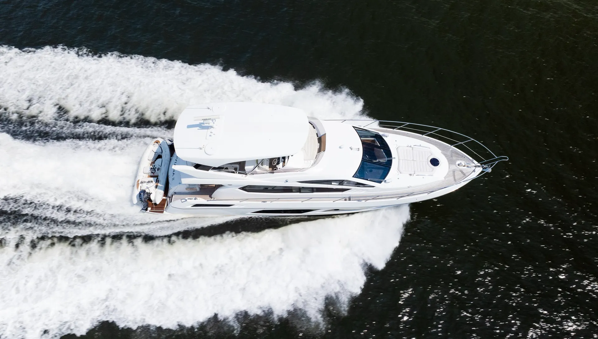 Sunseeker 65 Sport Yacht in New York, NY — photo 2