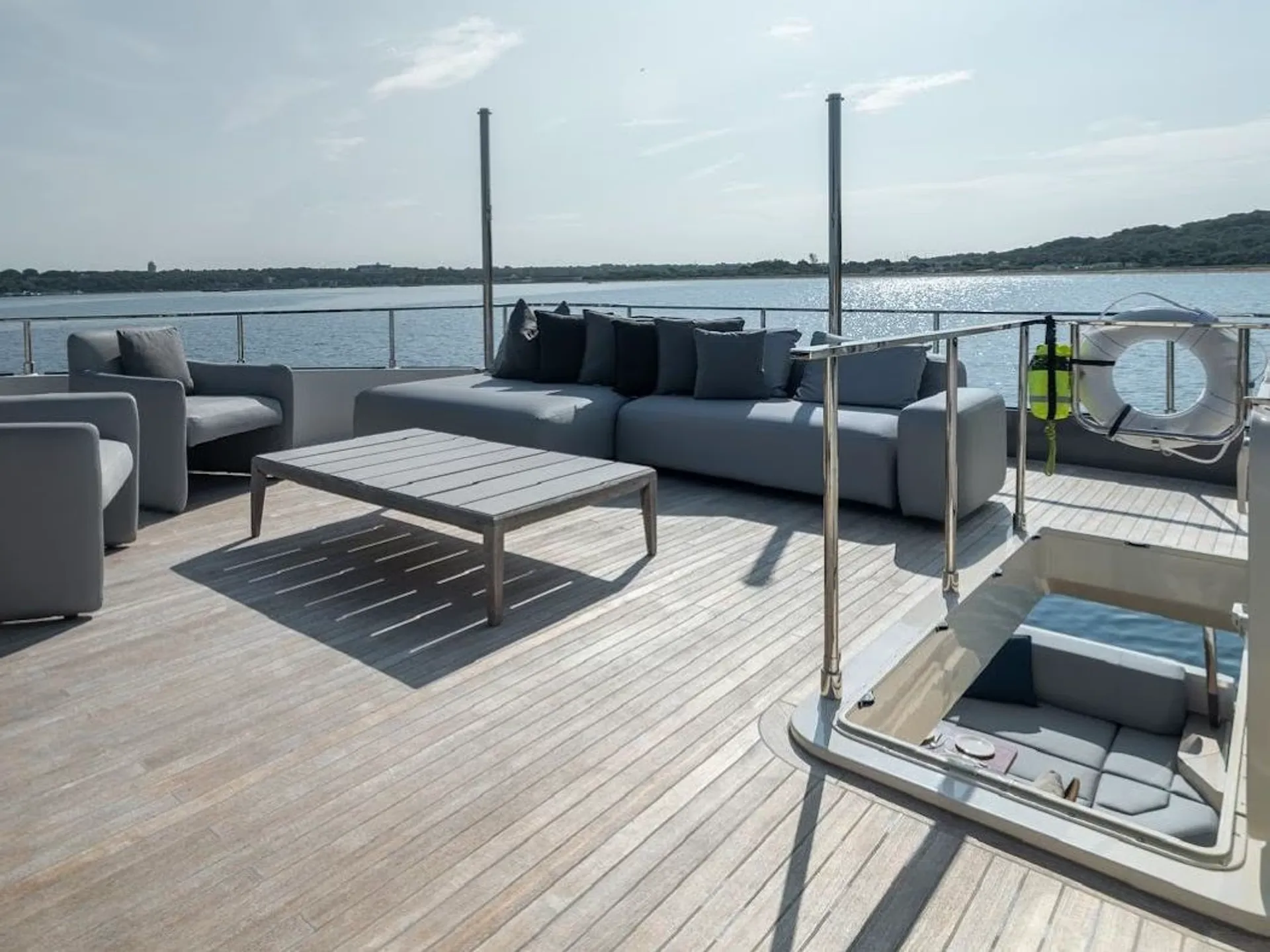 Ferretti Yachts 860 in Montauk, NY — photo 4