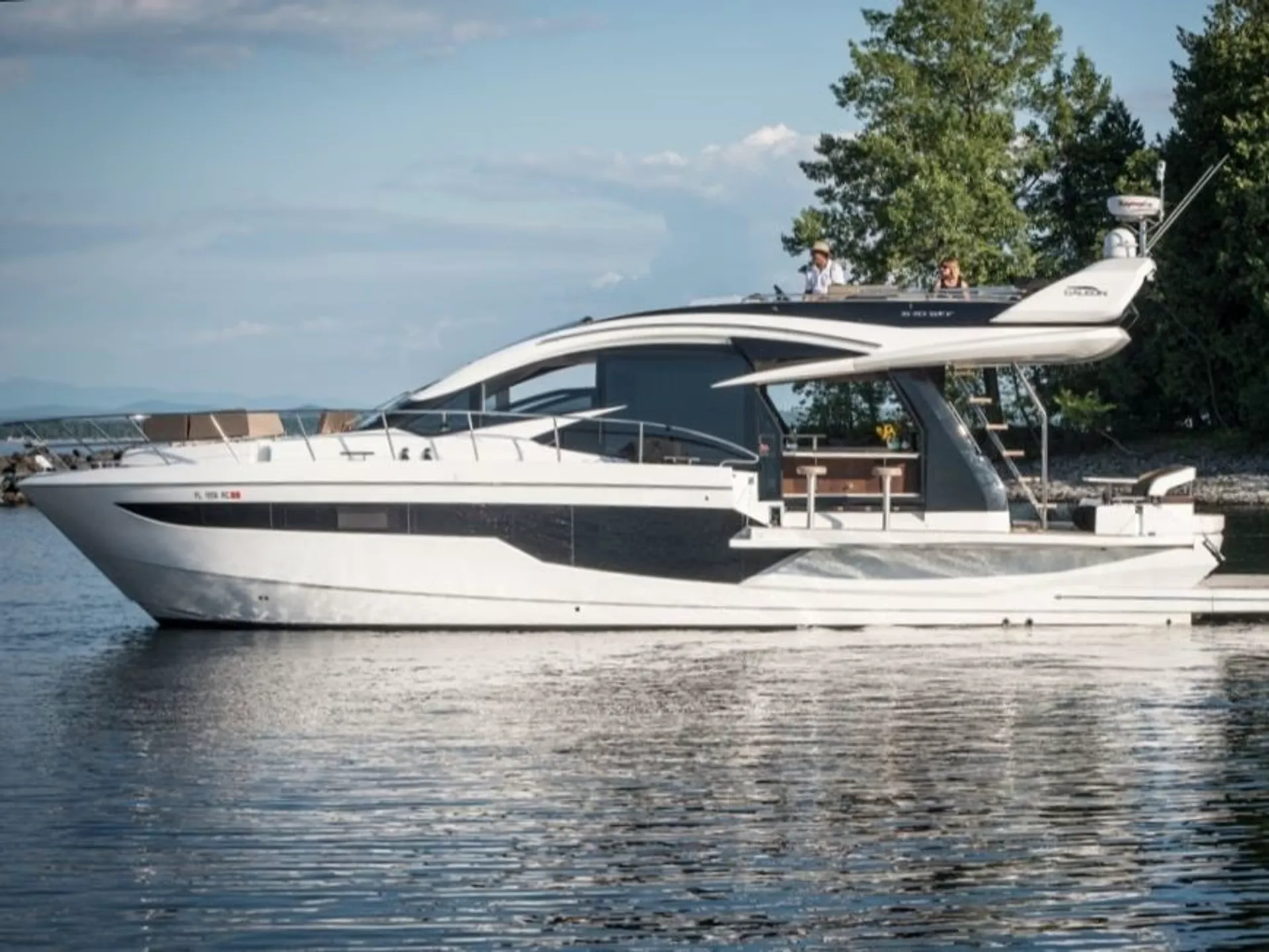 Galeon 510 Skydeck in East Hampton, NY — photo 2